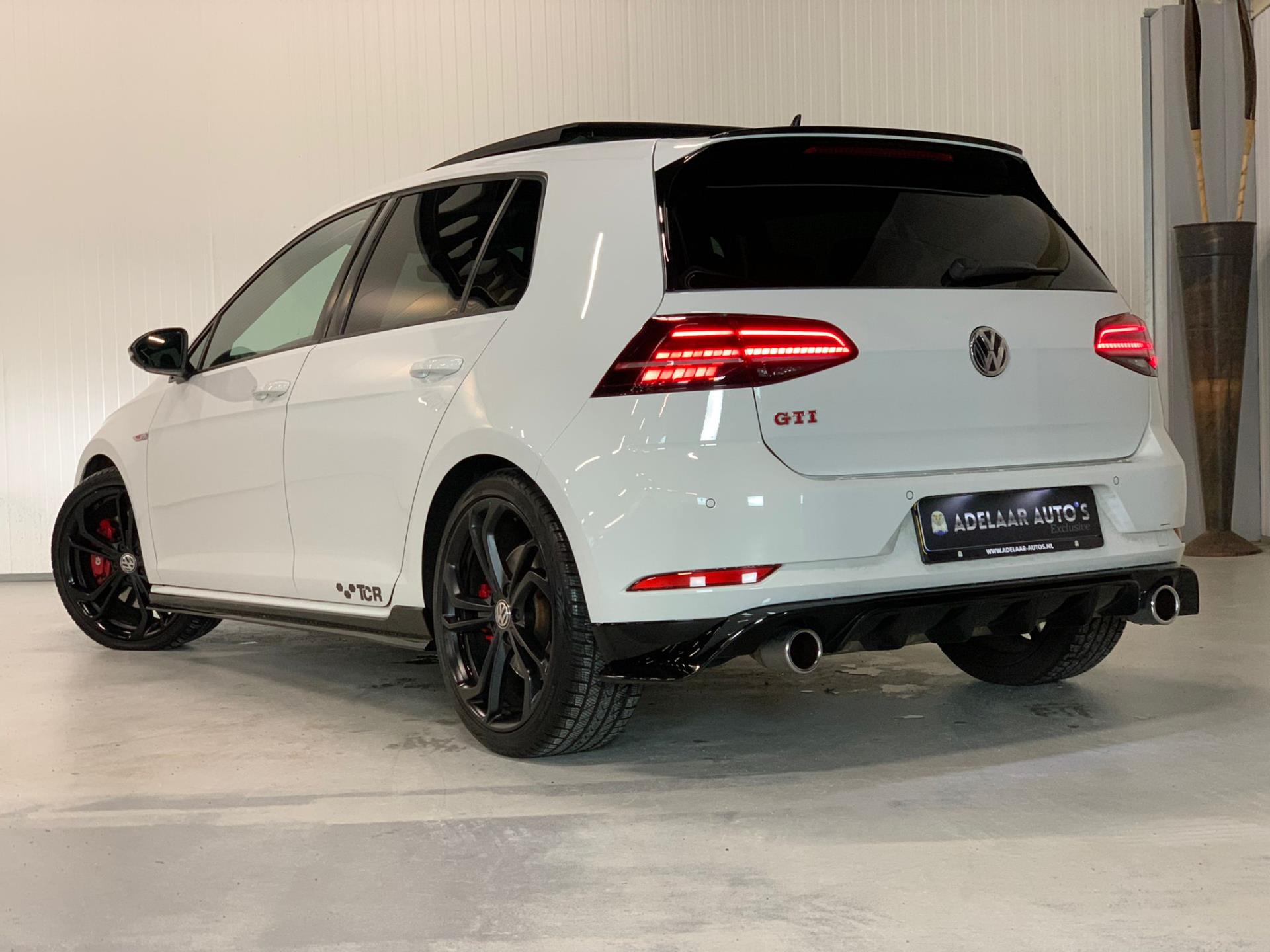 volkswagen-golf-image2.jpg