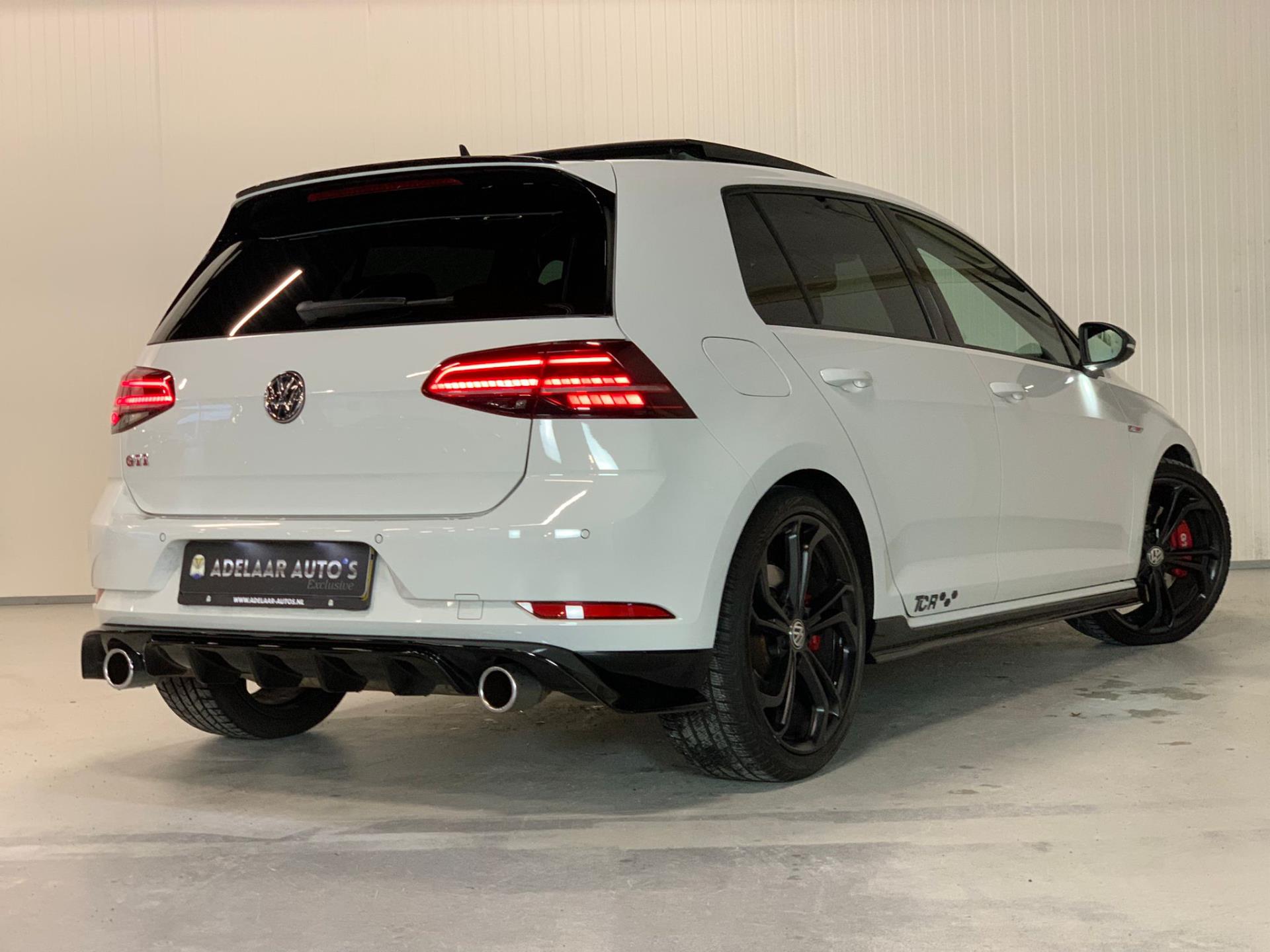 volkswagen-golf-image7.jpg