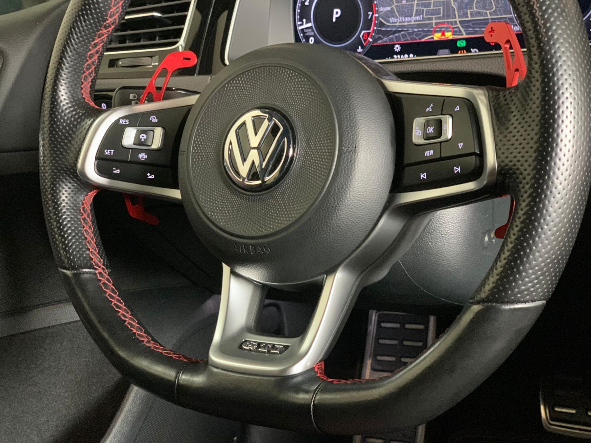 volkswagen-golf-image9.jpg