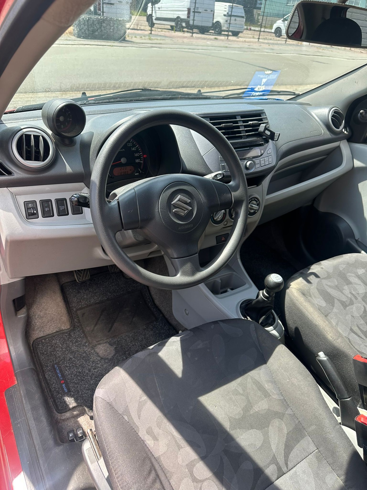 suzuki-alto-image9.jpg