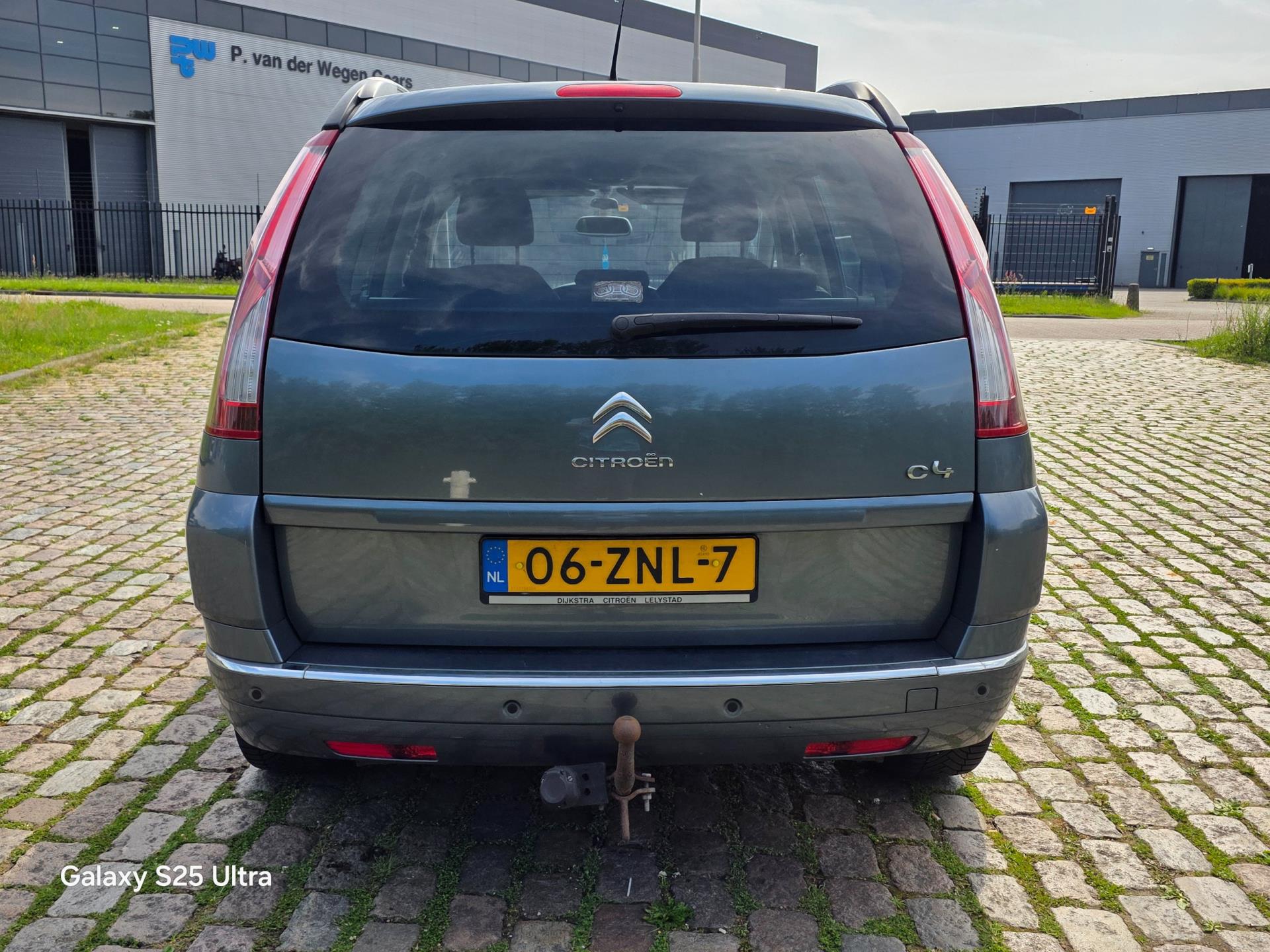 citroen-grand-c4-picasso-image6.jpg