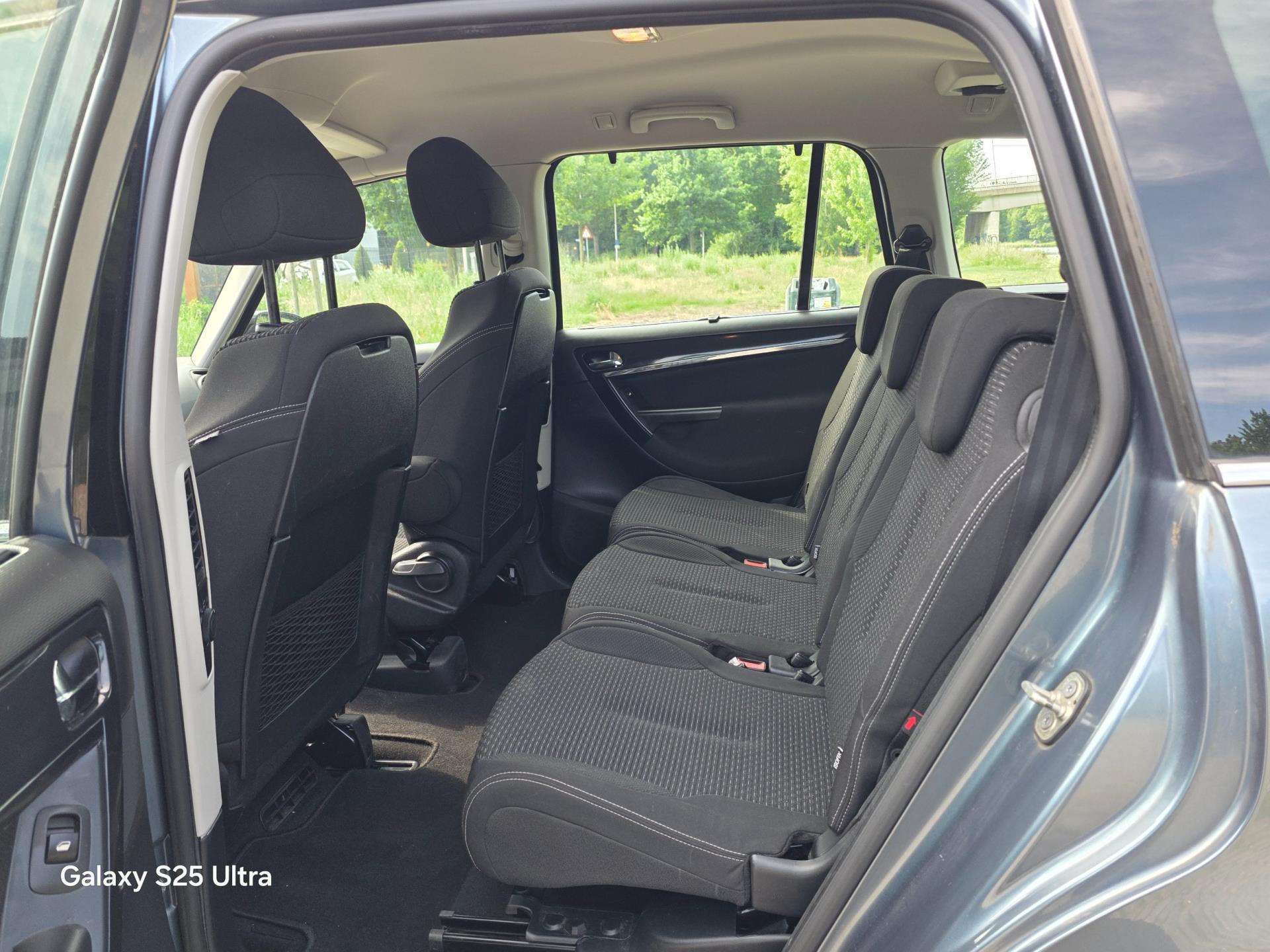 citroen-grand-c4-picasso-image8.jpg