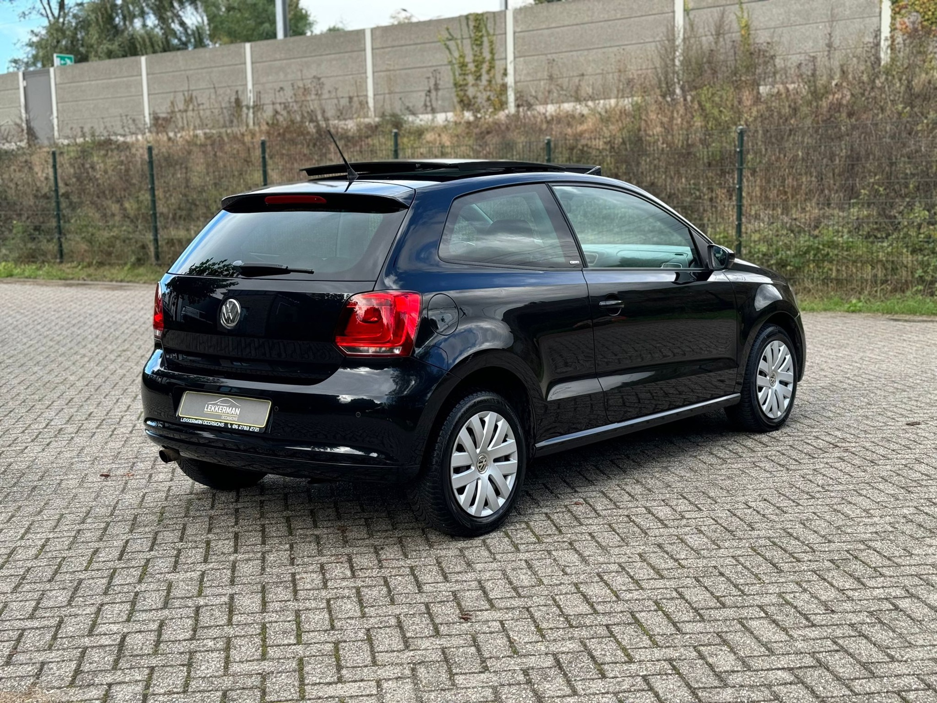 volkswagen-polo-image3.jpg