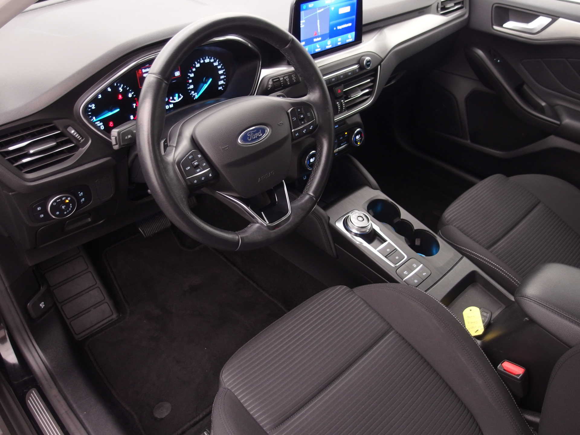 ford-focus-wagon-image9.jpg