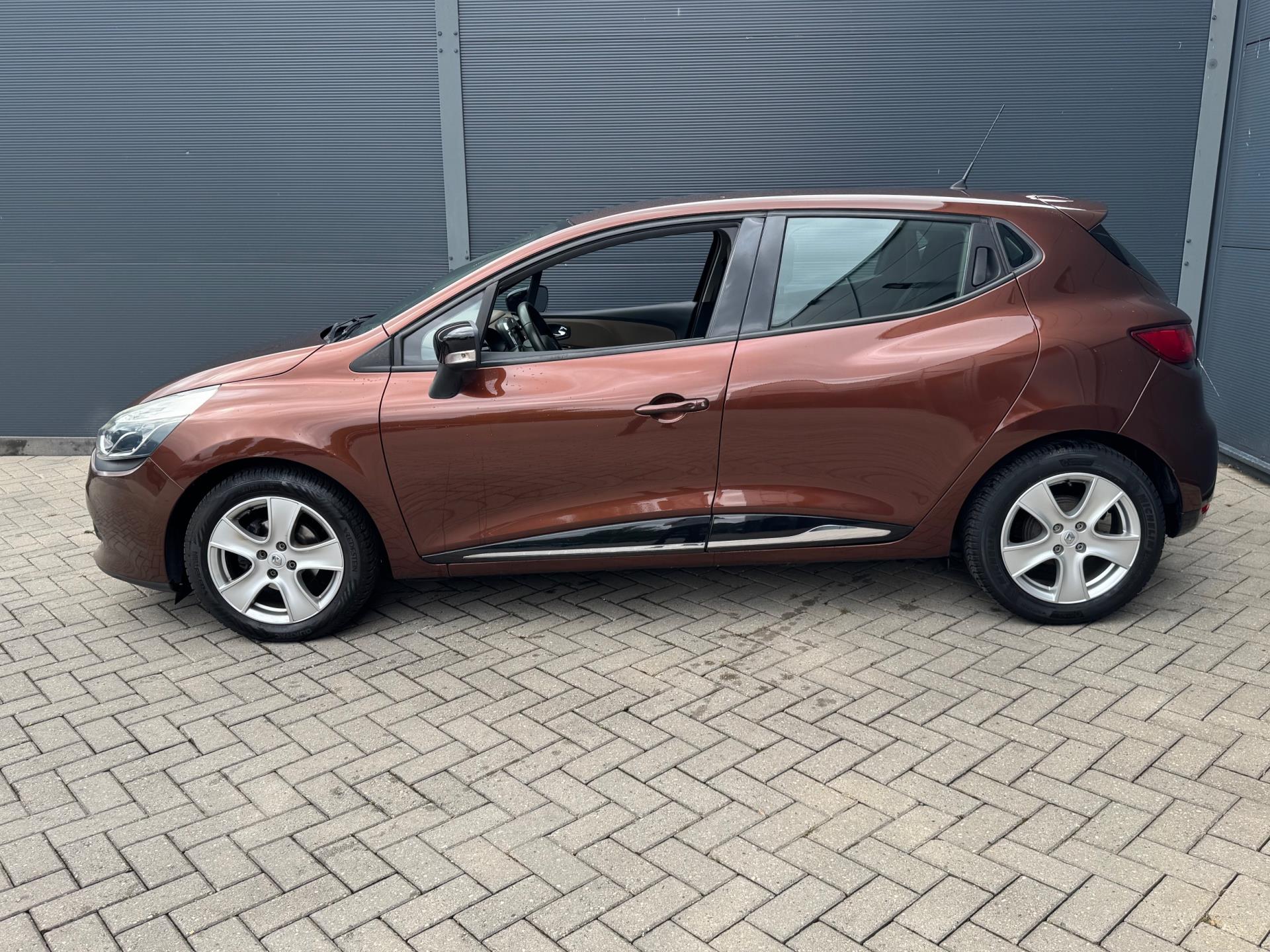 renault-clio-image9.jpg