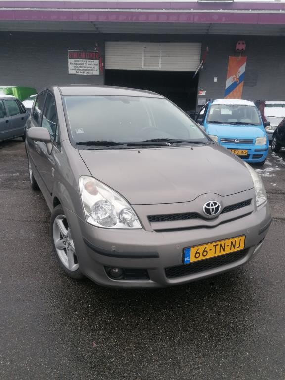 114404619/toyota-verso-image1.jpg