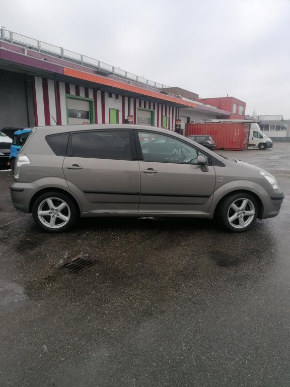toyota-verso-image3.jpg