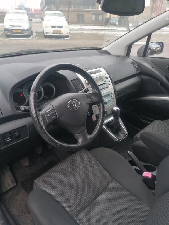 toyota-verso-image7.jpg