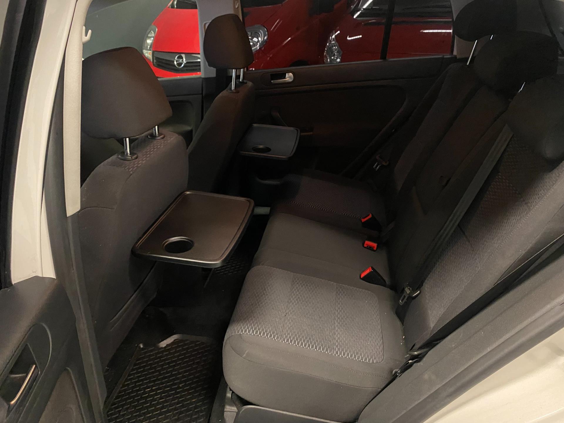volkswagen-golf-plus-image8.jpg