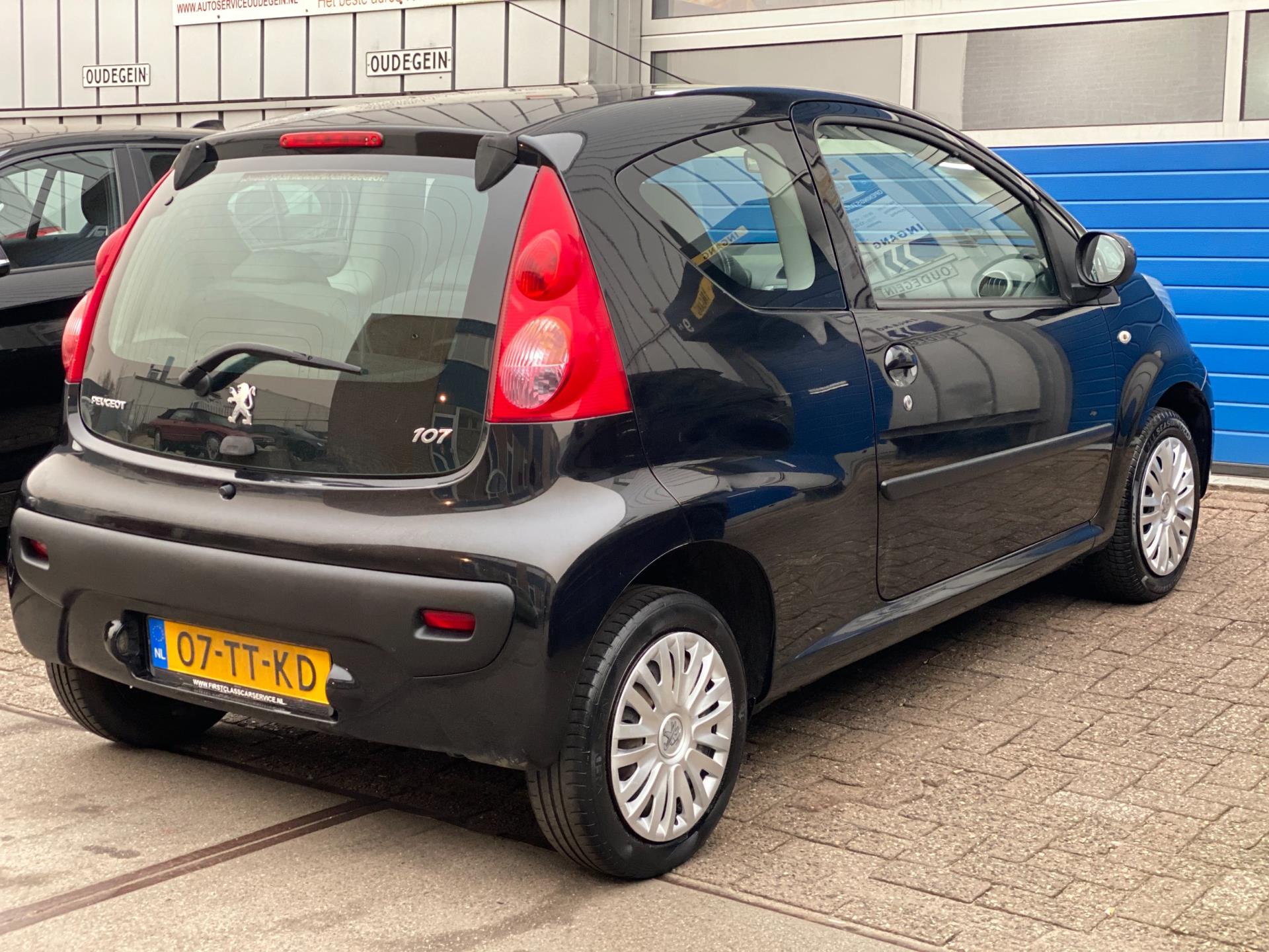 peugeot-107-image4.jpg