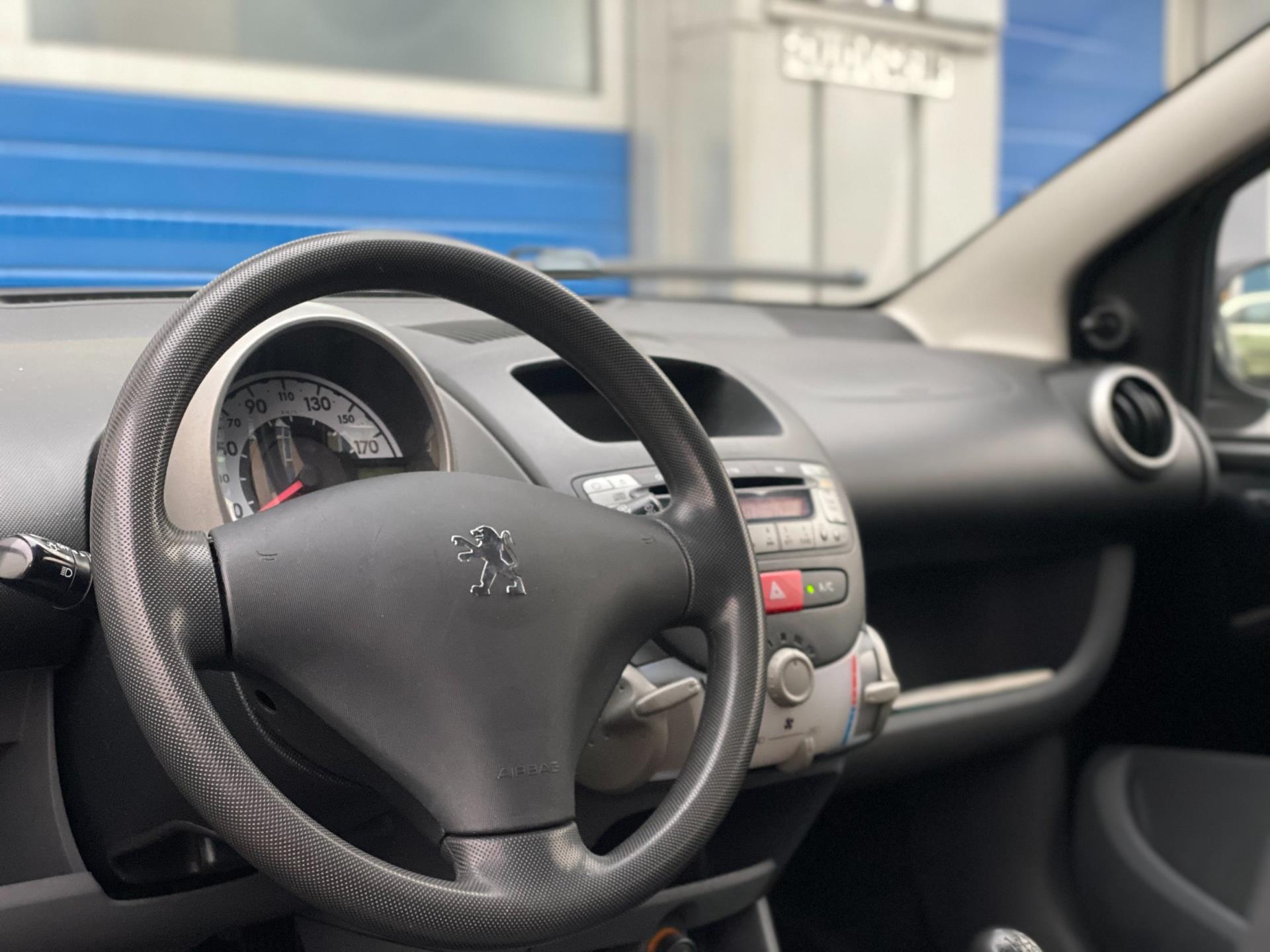 peugeot-107-image7.jpg