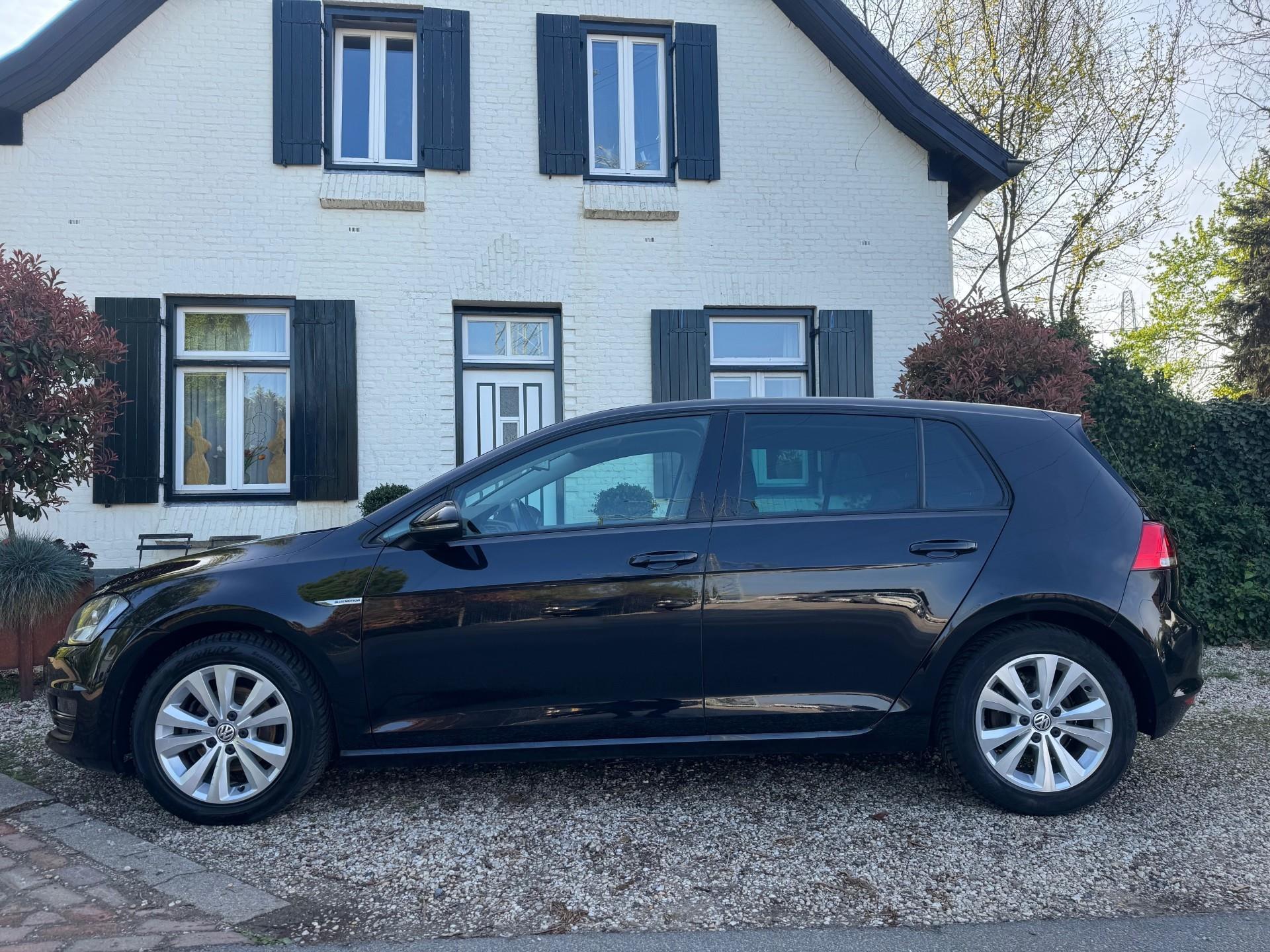 volkswagen-golf-image3.jpg