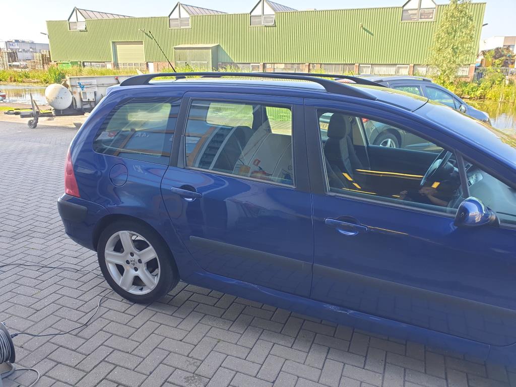 peugeot-307-image3.jpg