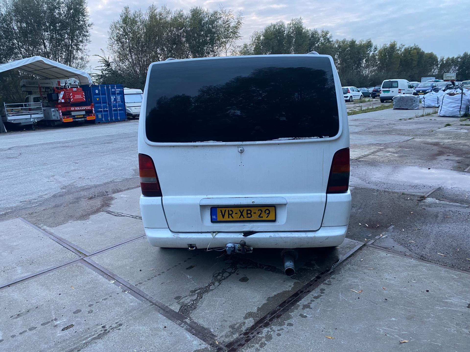 mercedes-benz-vito-image6.jpg