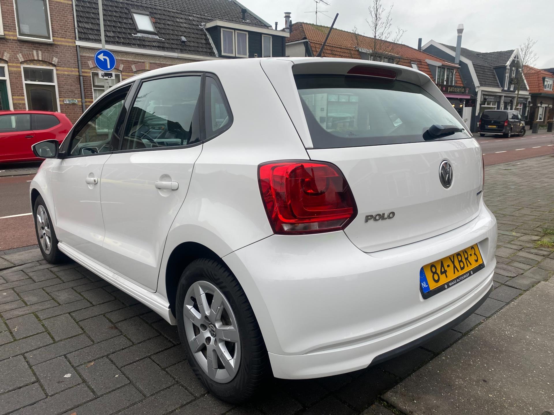 volkswagen-polo-image3.jpg