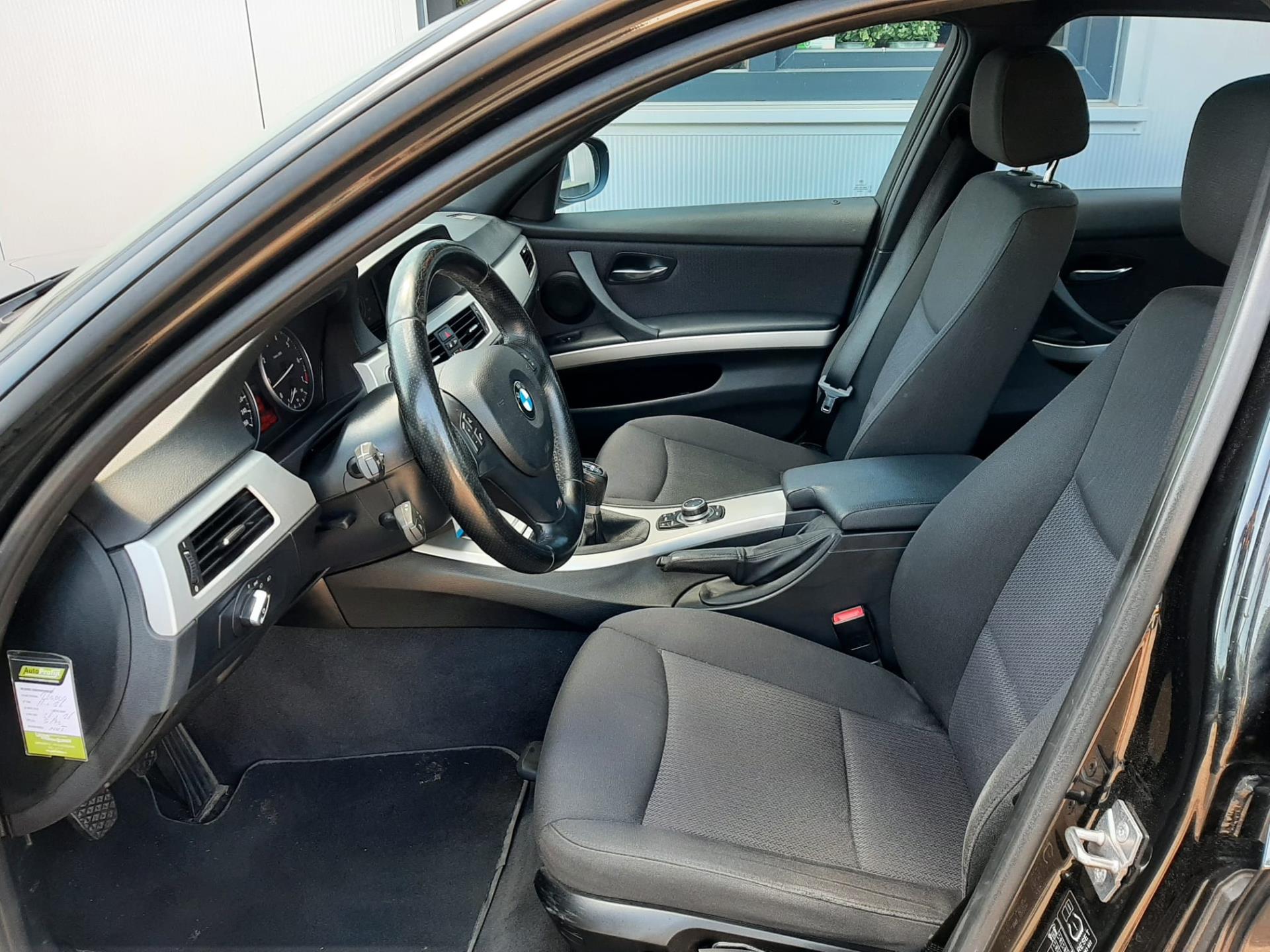 bmw-3-serie-image8.jpg
