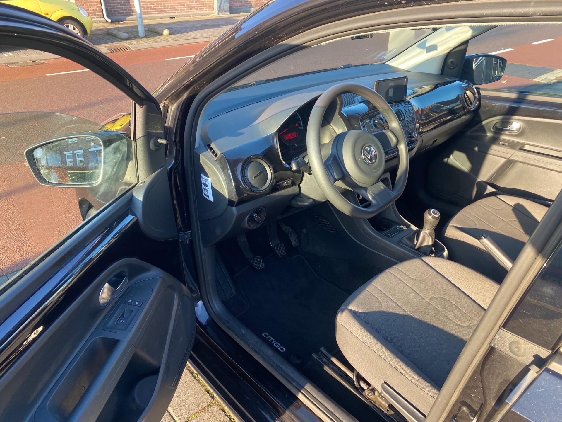volkswagen-up!-image7.jpg