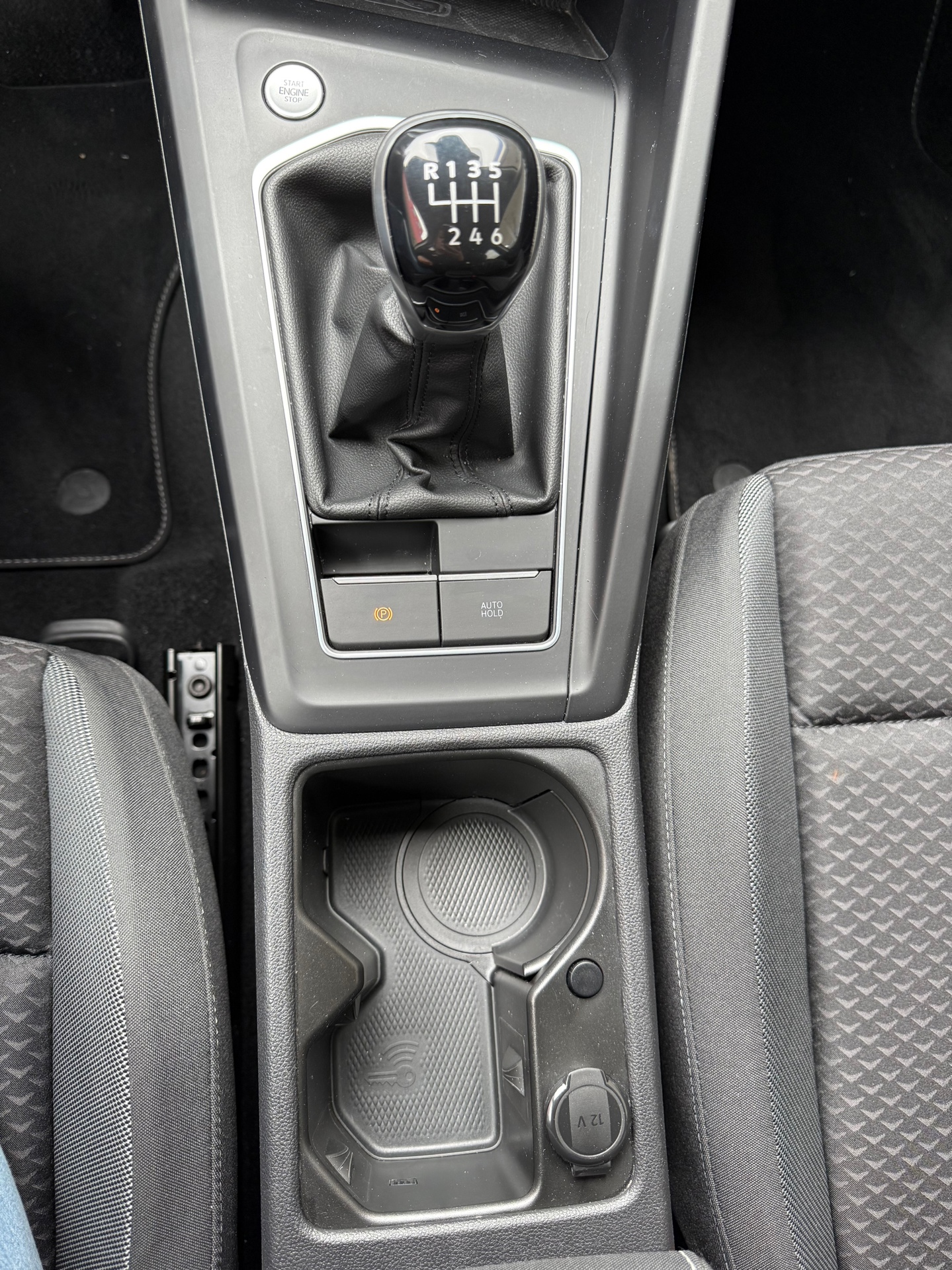volkswagen-golf-image10.jpg