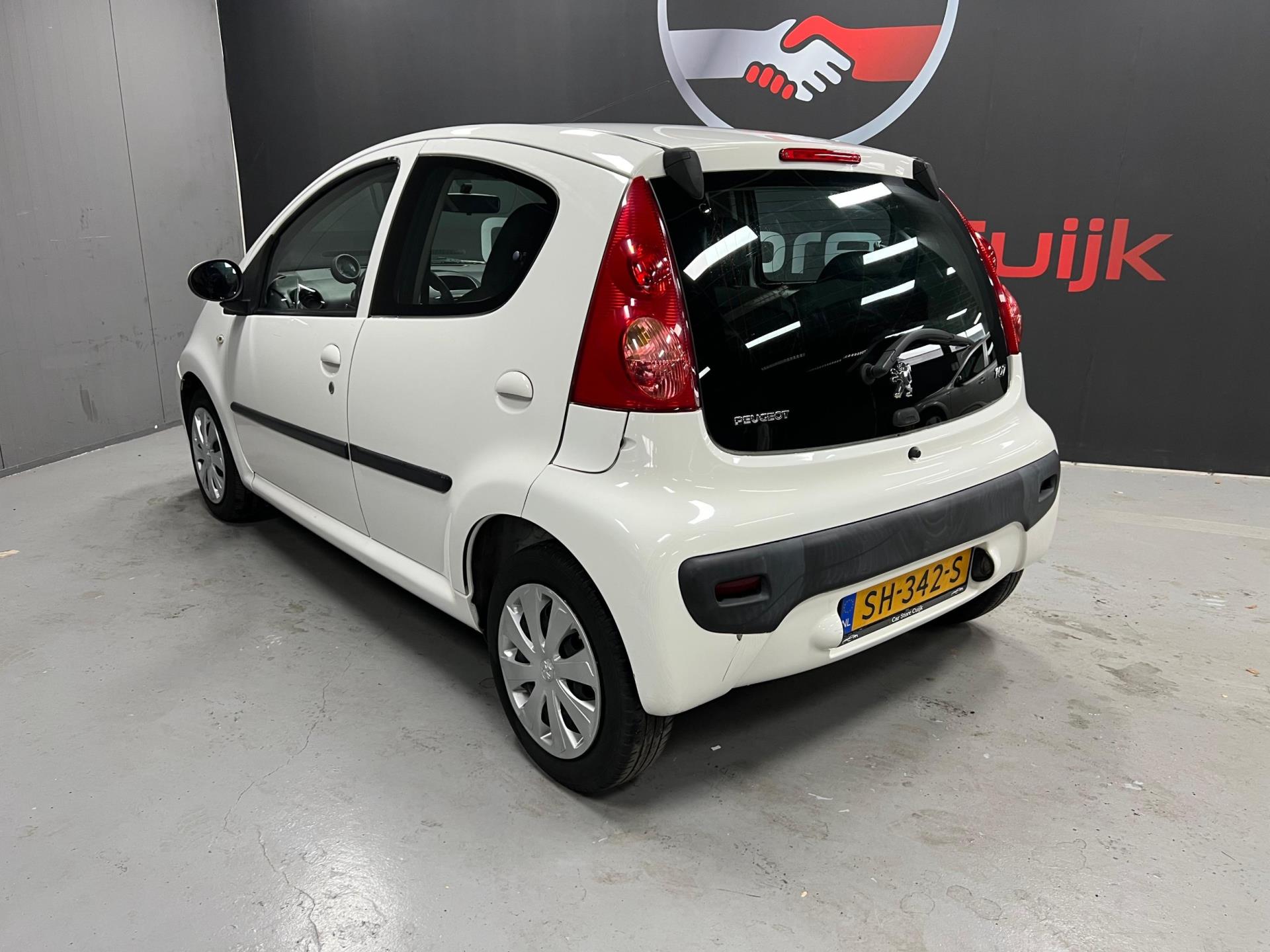 peugeot-107-image6.jpg
