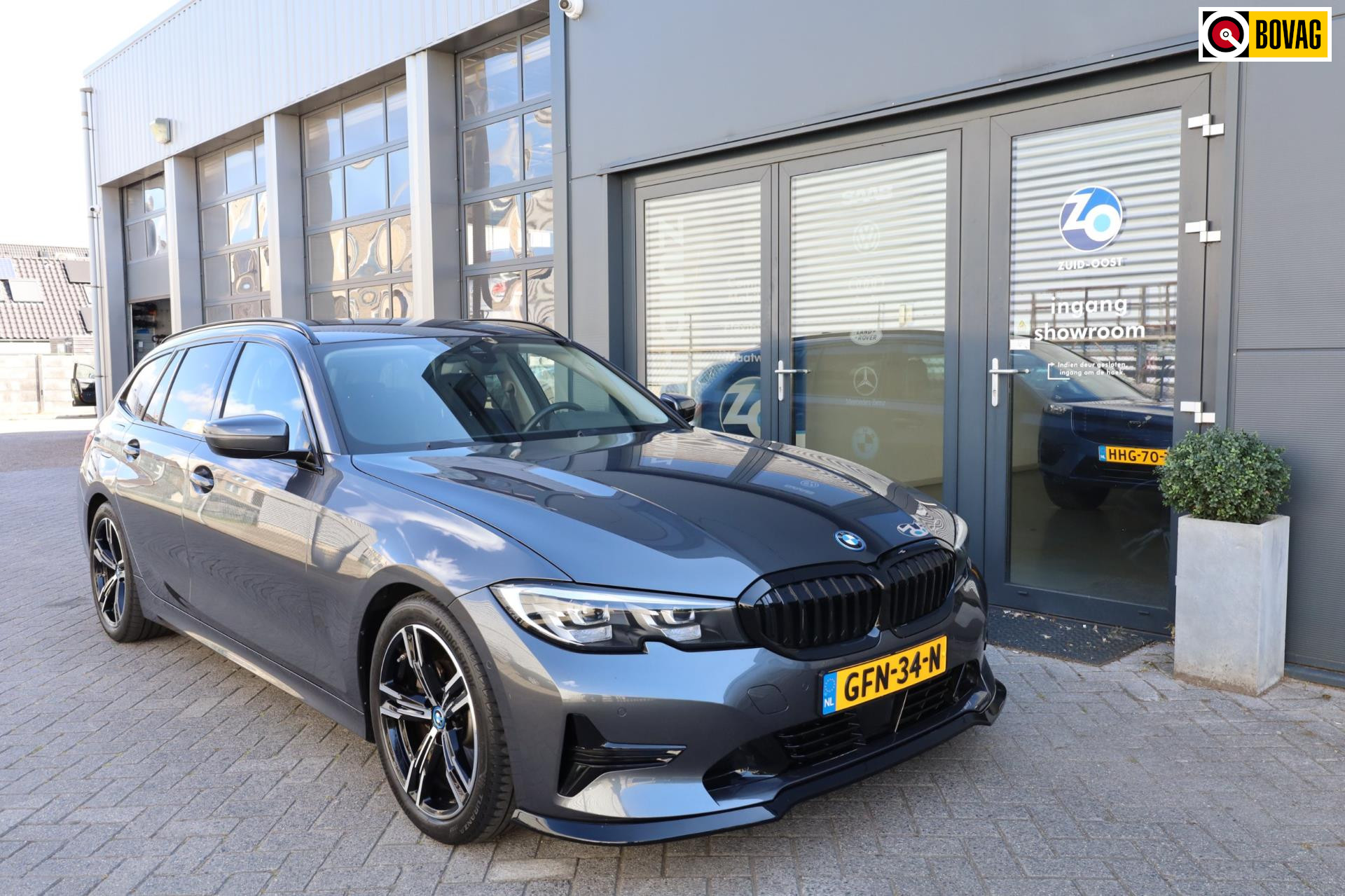 132666898/bmw-3-serie-image1.jpg