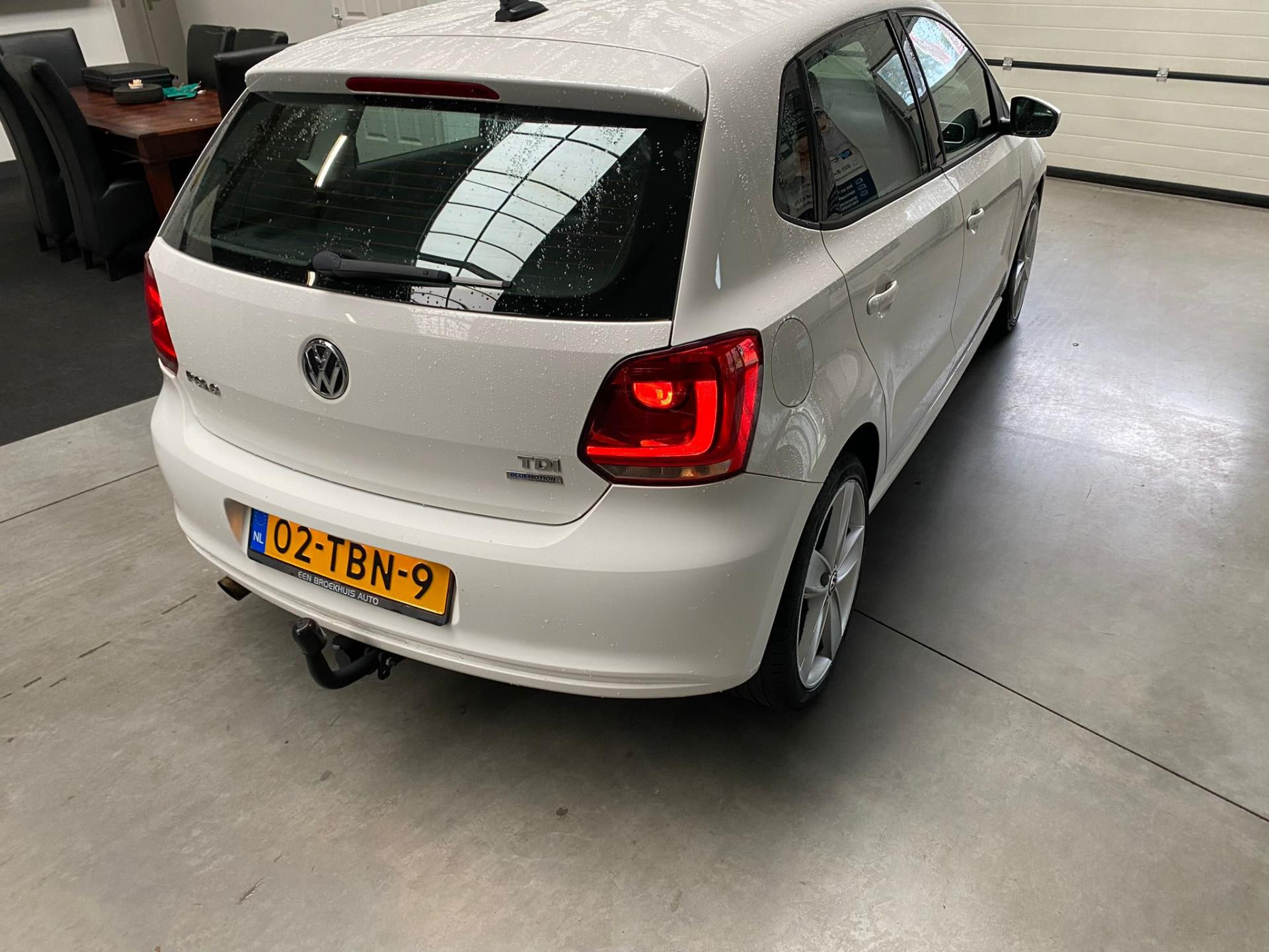 volkswagen-polo-image2.jpg