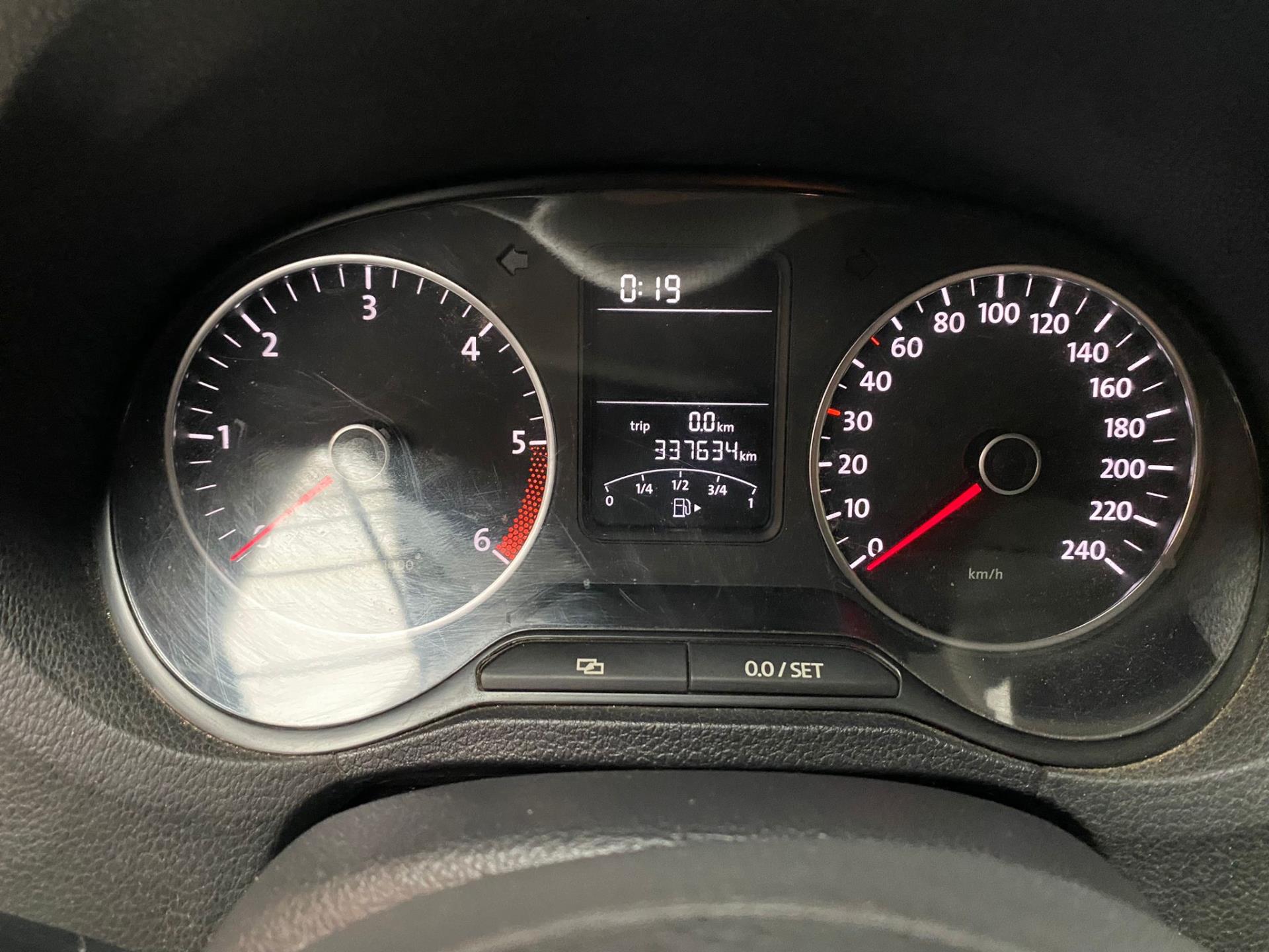 volkswagen-polo-image7.jpg