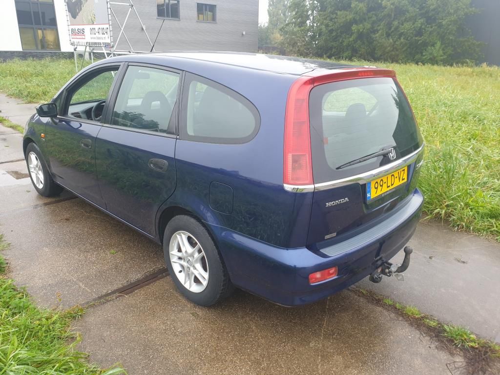 honda-stream-image3.jpg