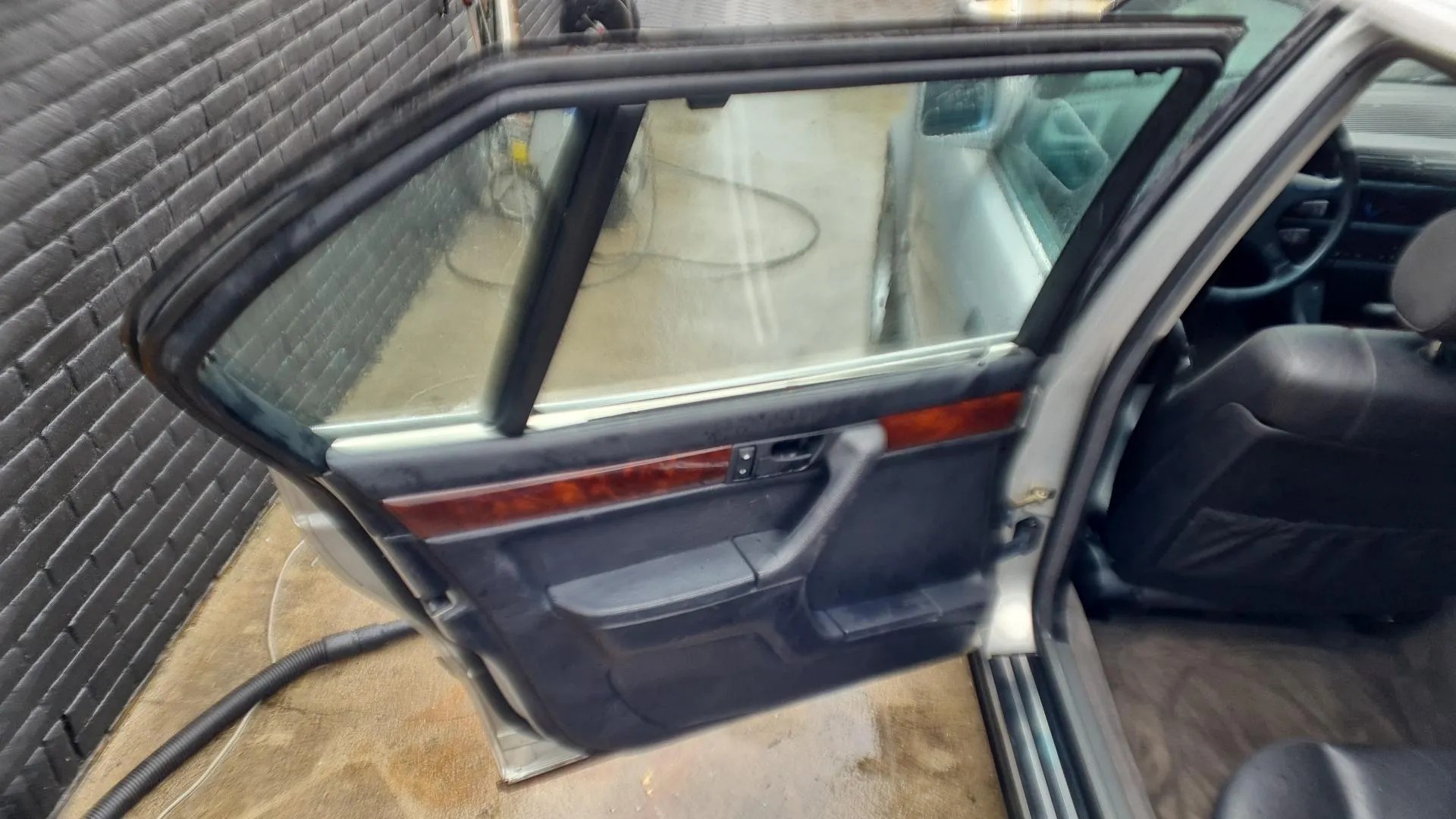 bmw-7-serie-image10.jpg