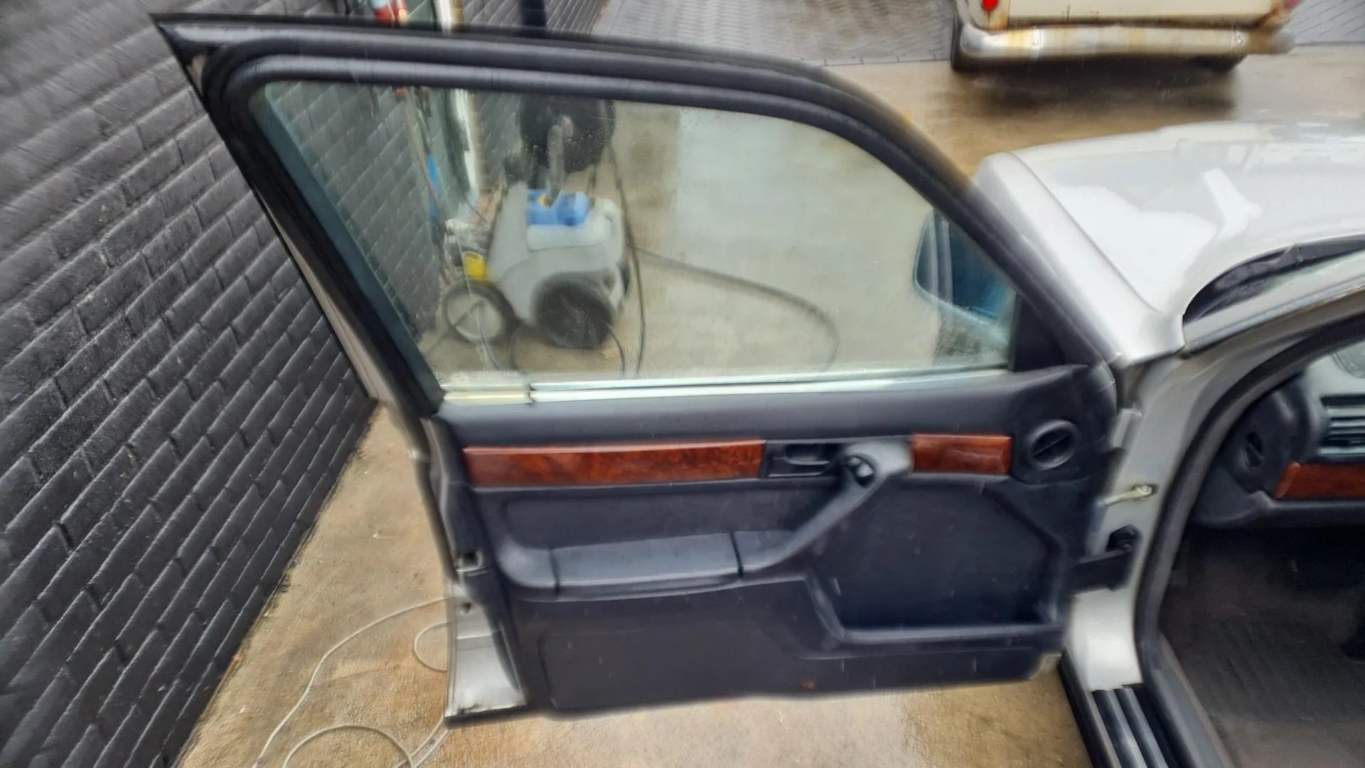 bmw-7-serie-image6.jpg