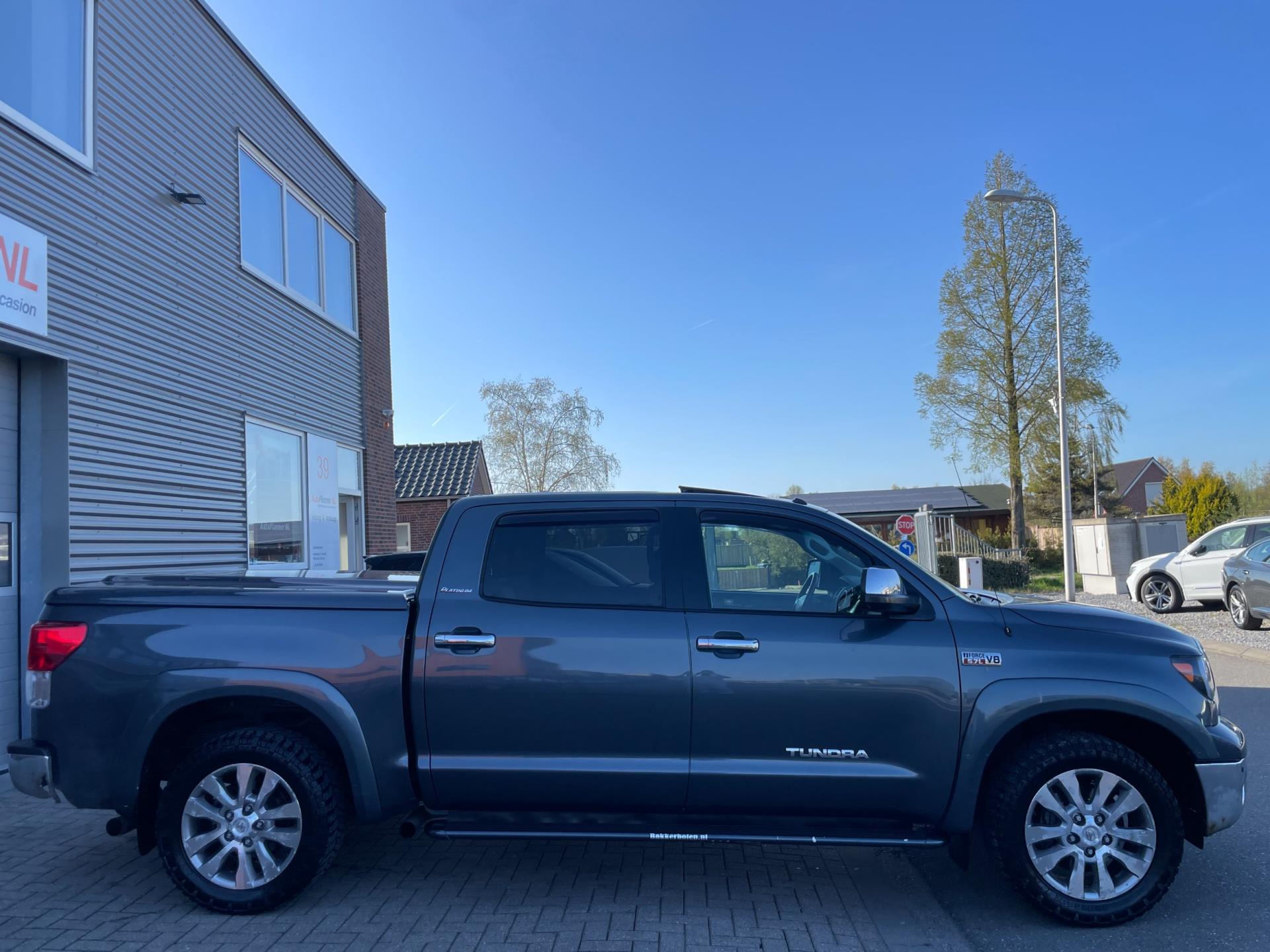 toyota-tundra-image3.jpg
