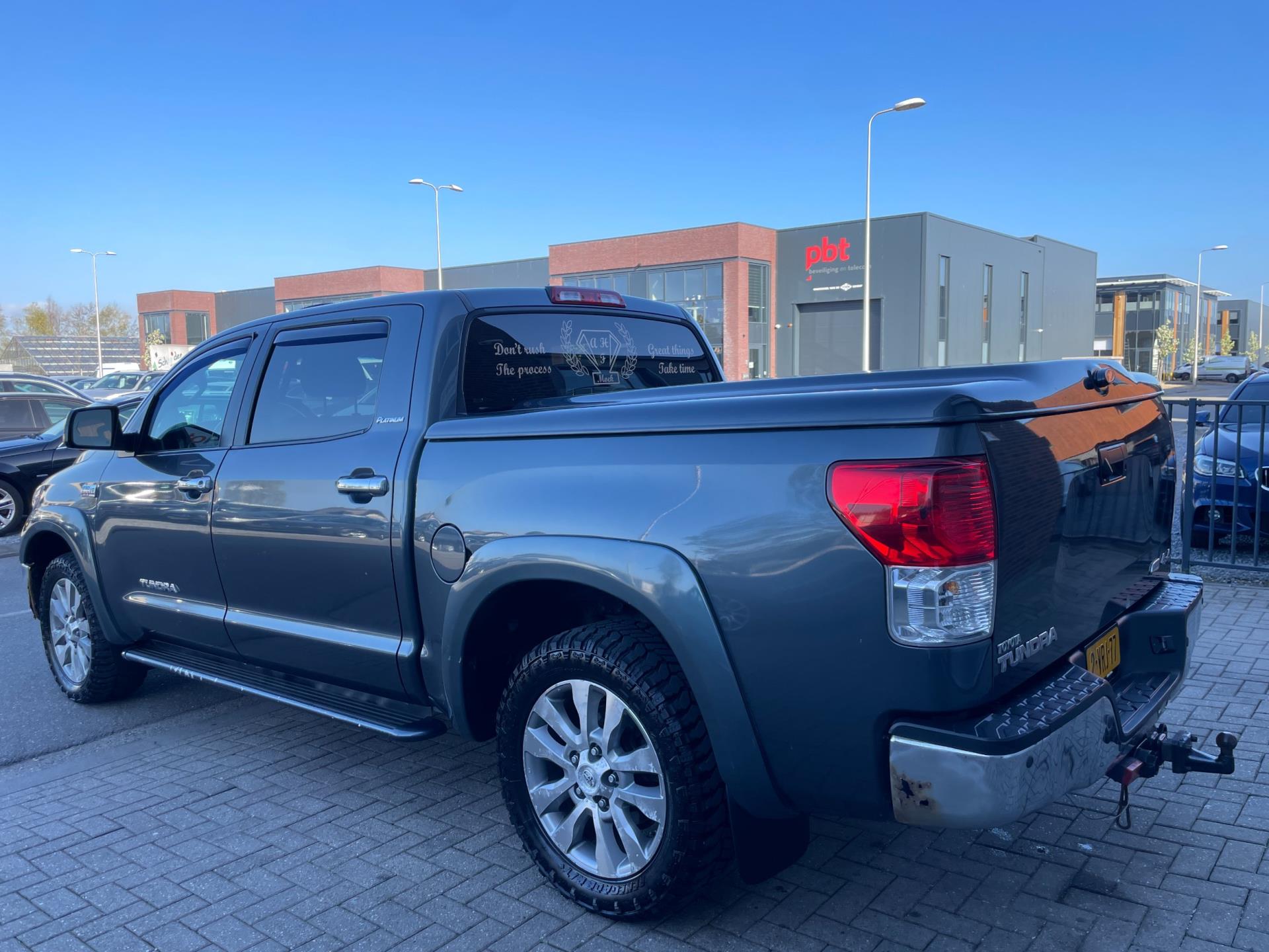 toyota-tundra-image6.jpg