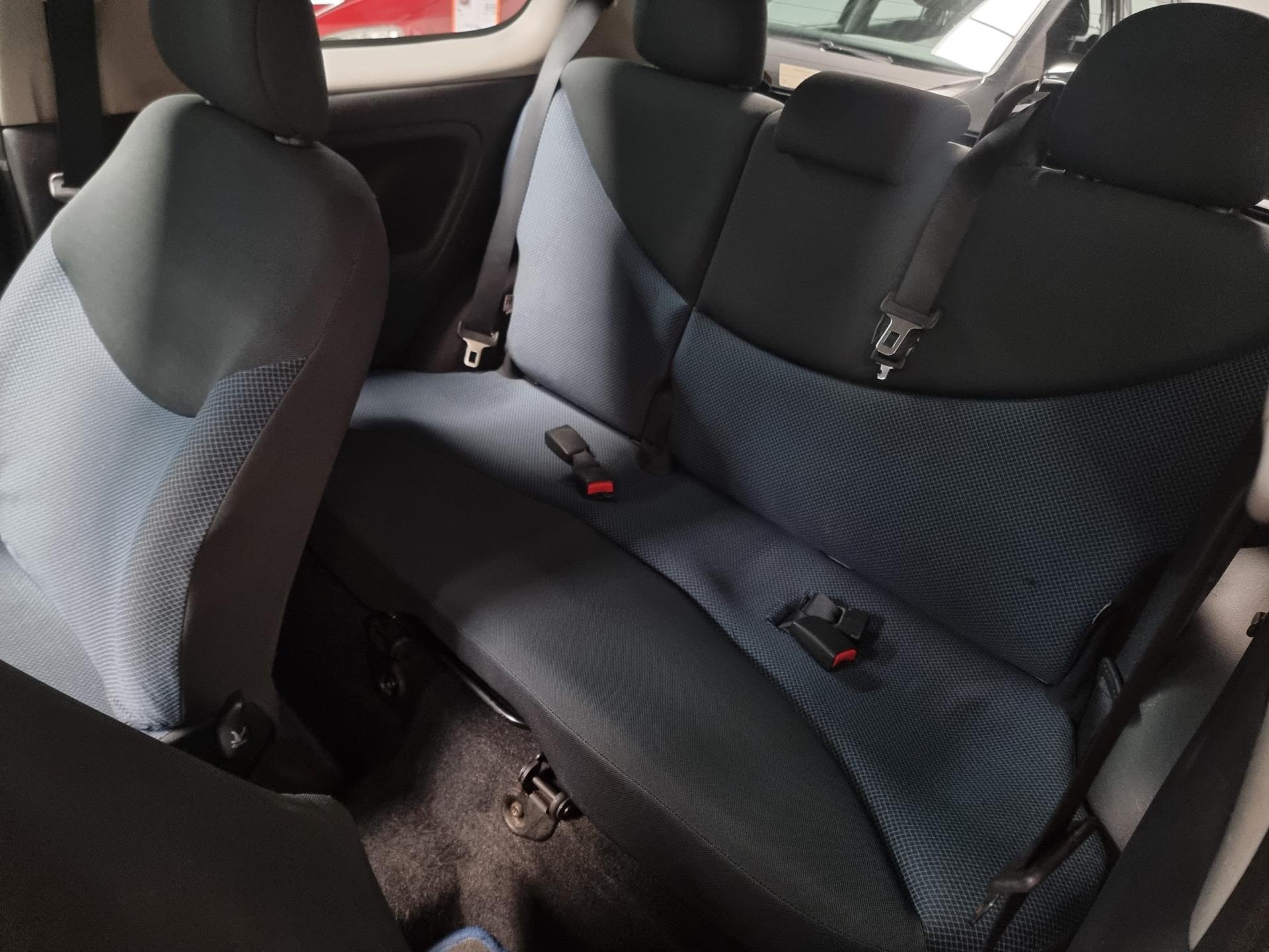 toyota-yaris-image10.jpg