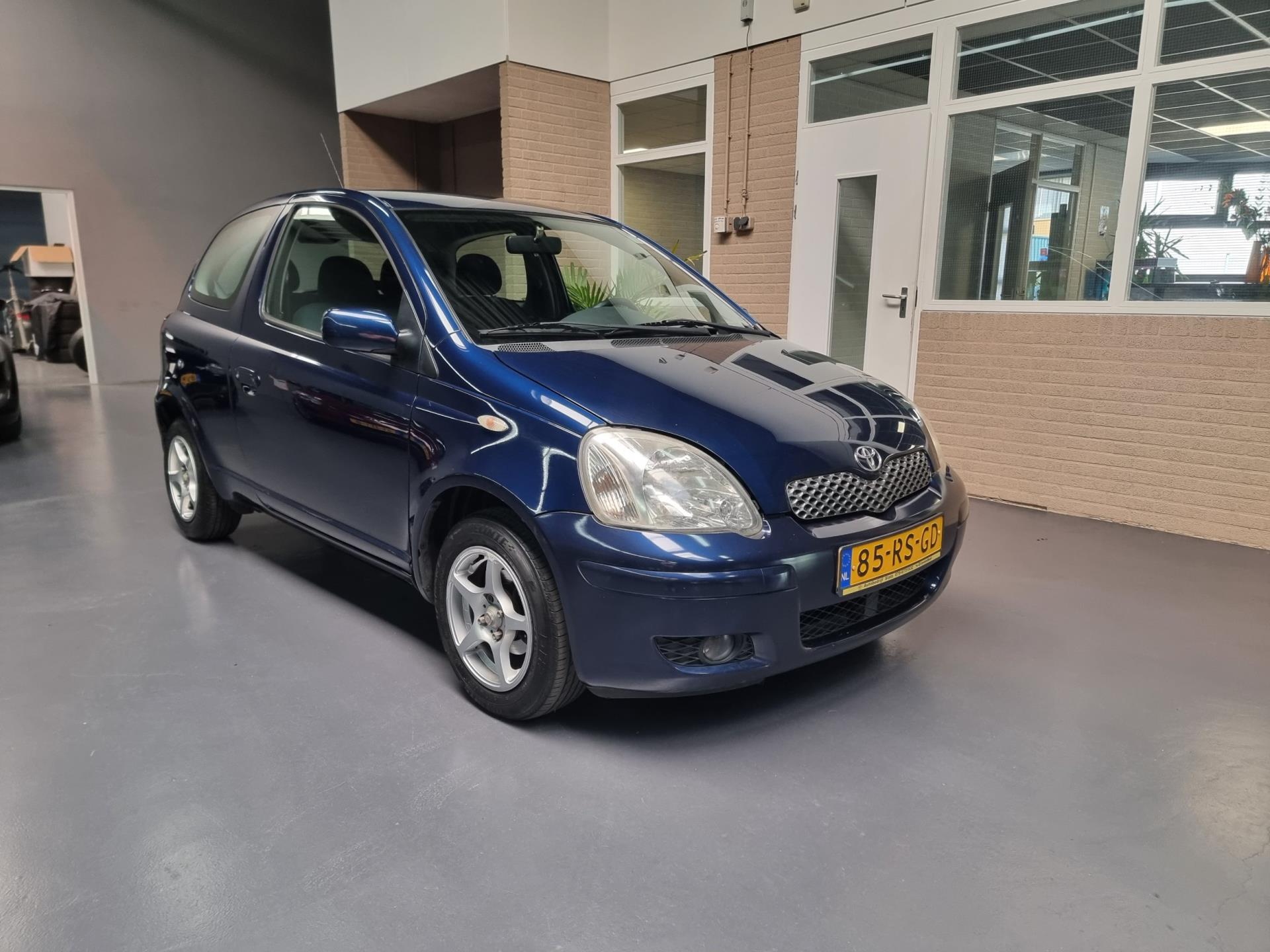toyota-yaris-image2.jpg