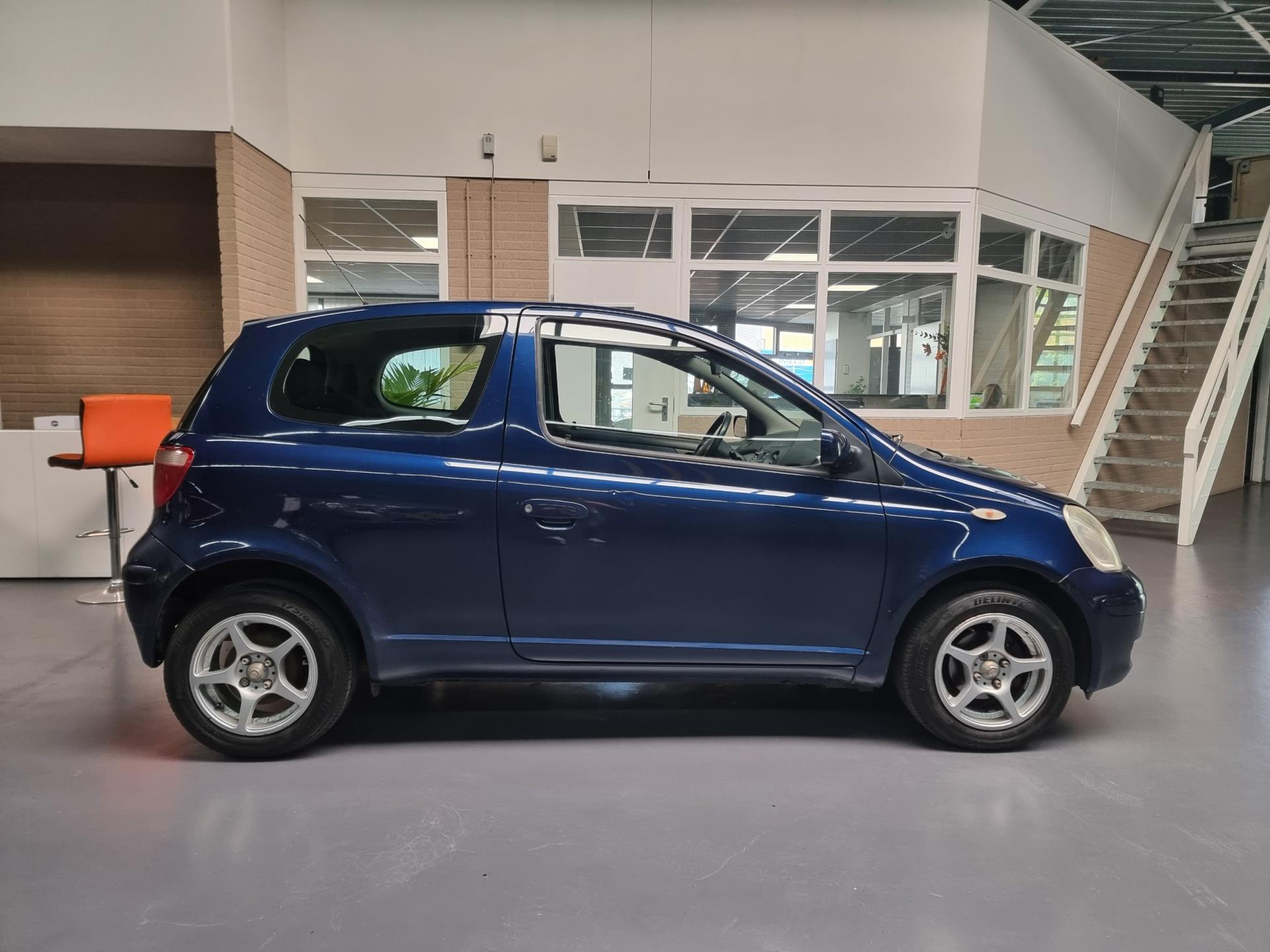 toyota-yaris-image4.jpg