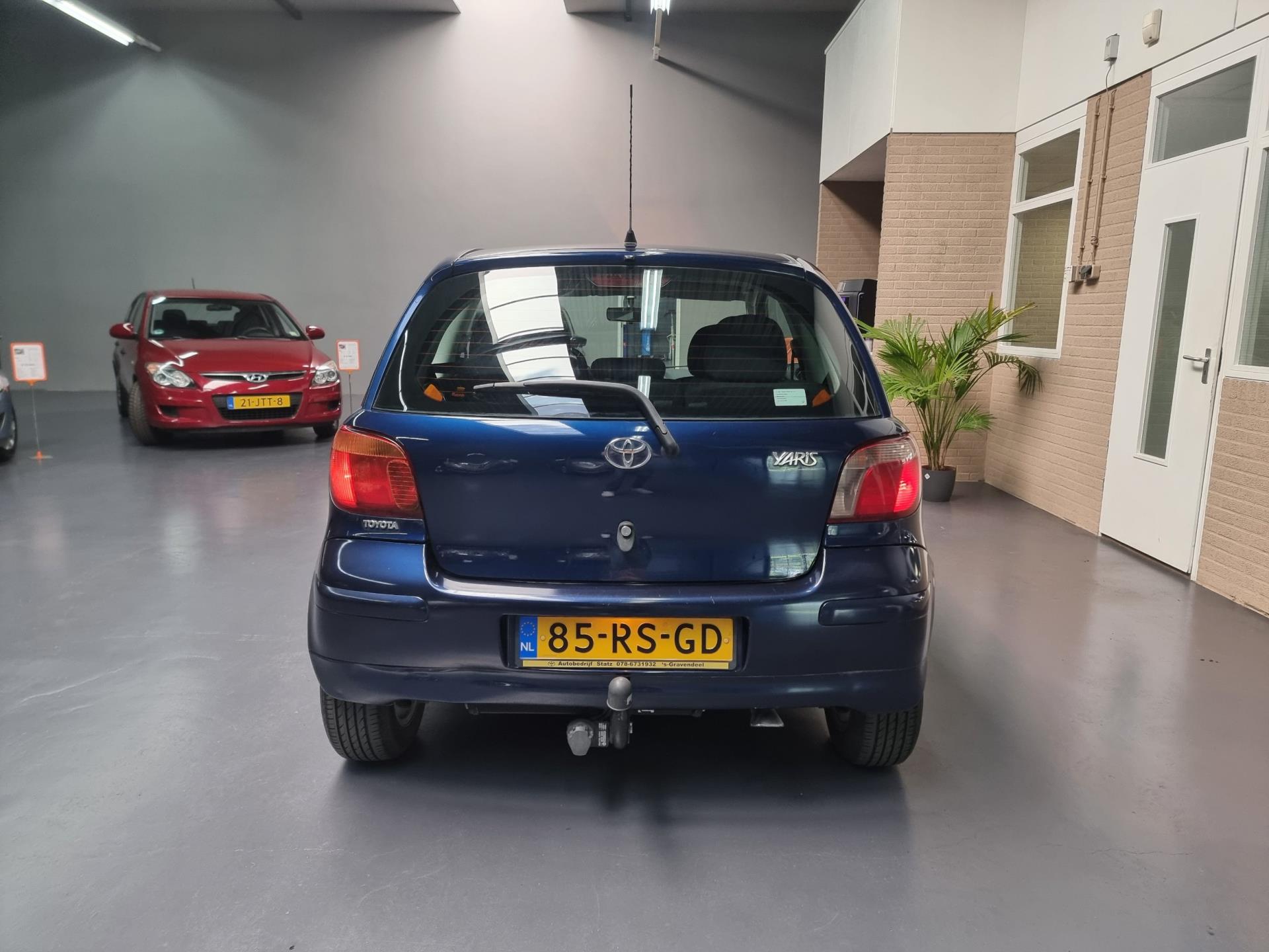 toyota-yaris-image7.jpg