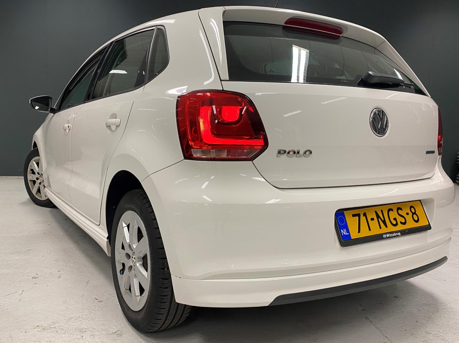 volkswagen-polo-image4.jpg