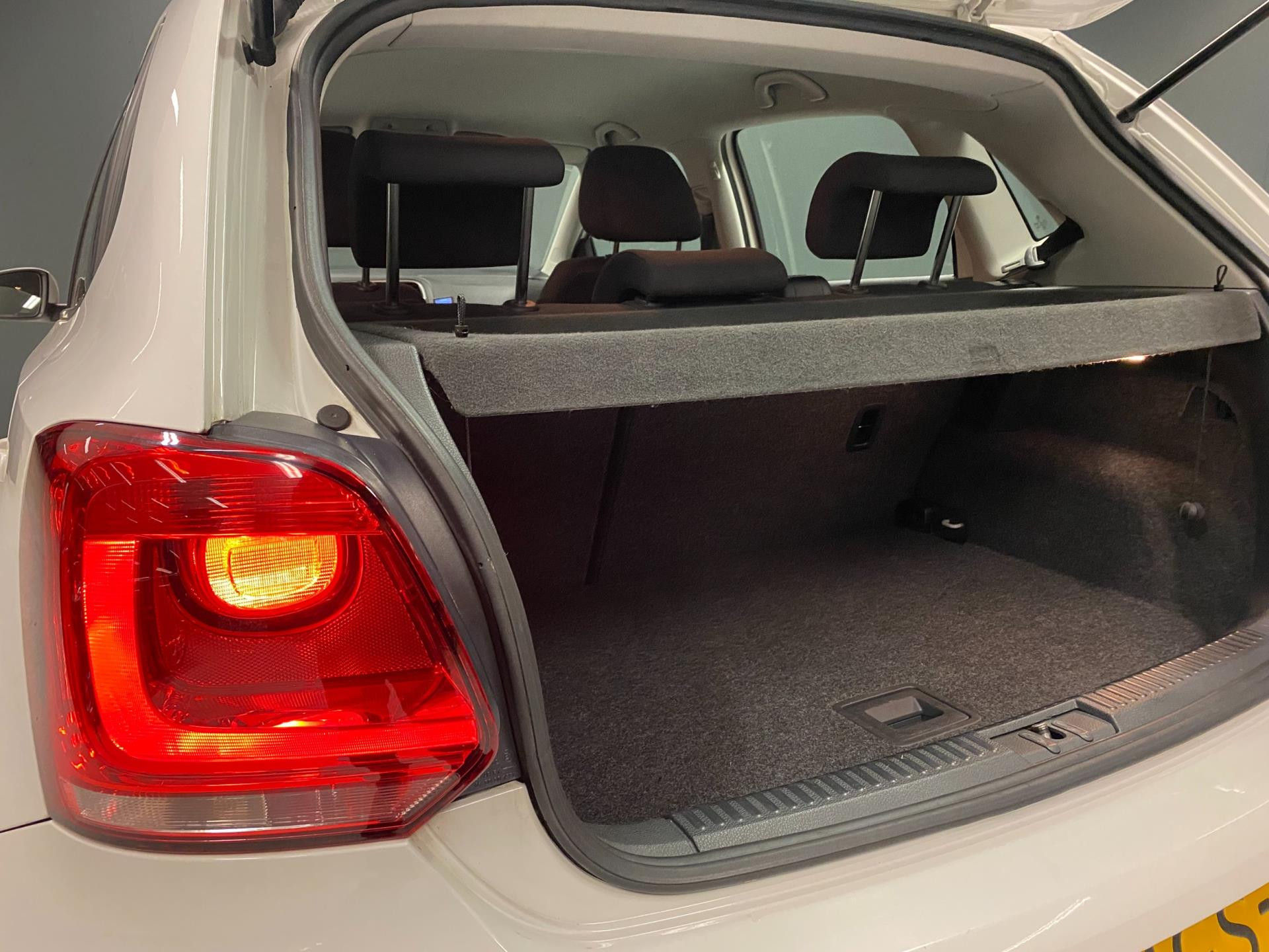 volkswagen-polo-image5.jpg