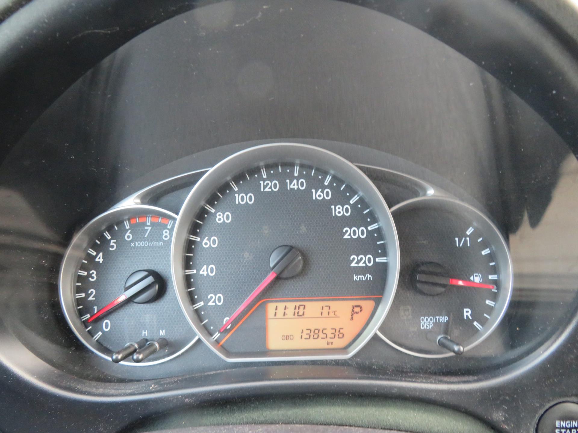 toyota-verso-s-image7.jpg