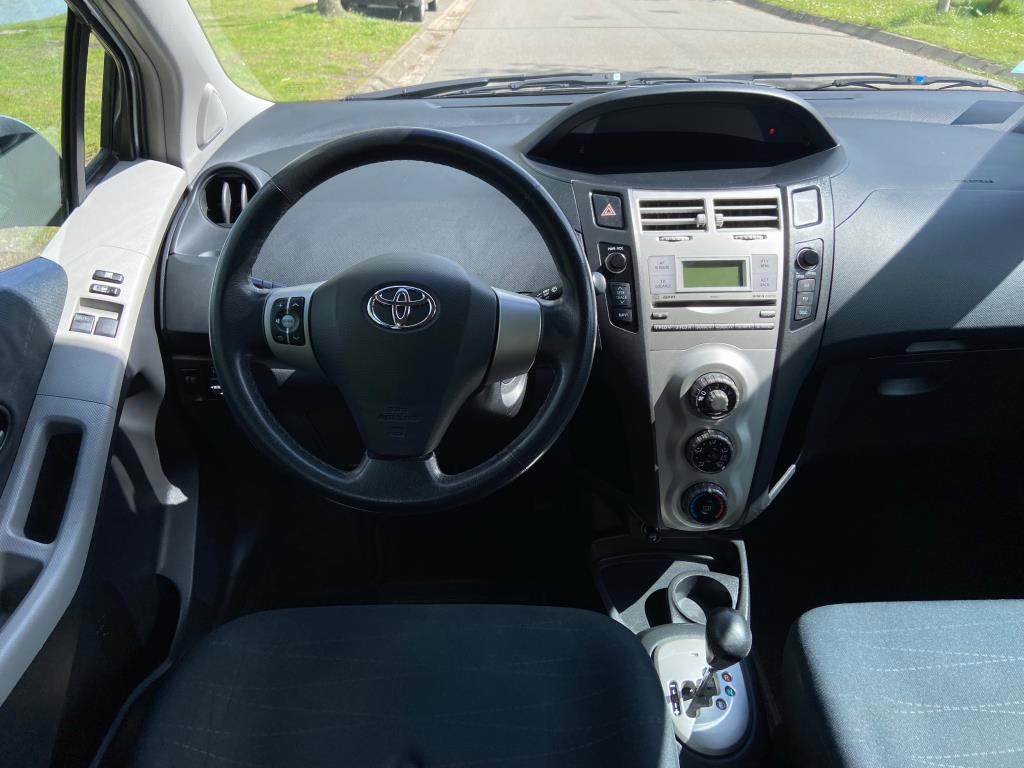 toyota-yaris-image10.jpg