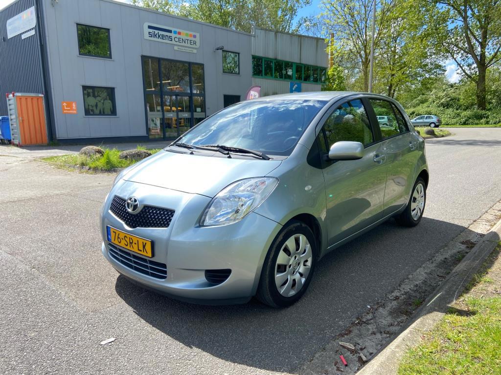 toyota-yaris-image3.jpg