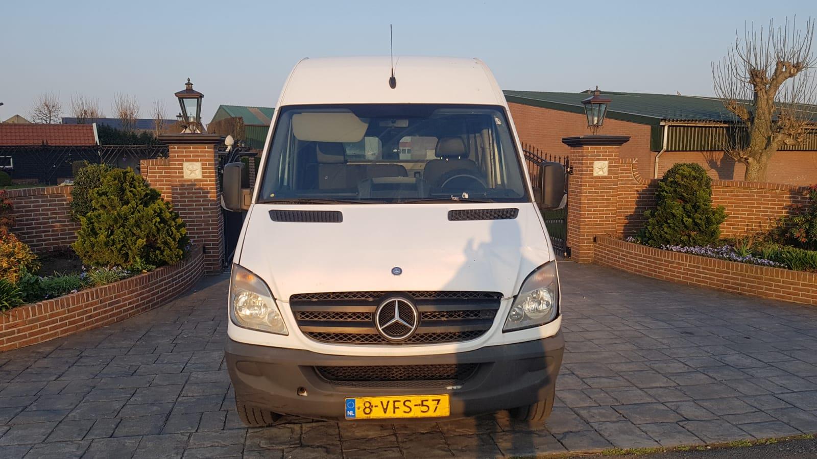 mercedes-benz-sprinter-image5.jpg