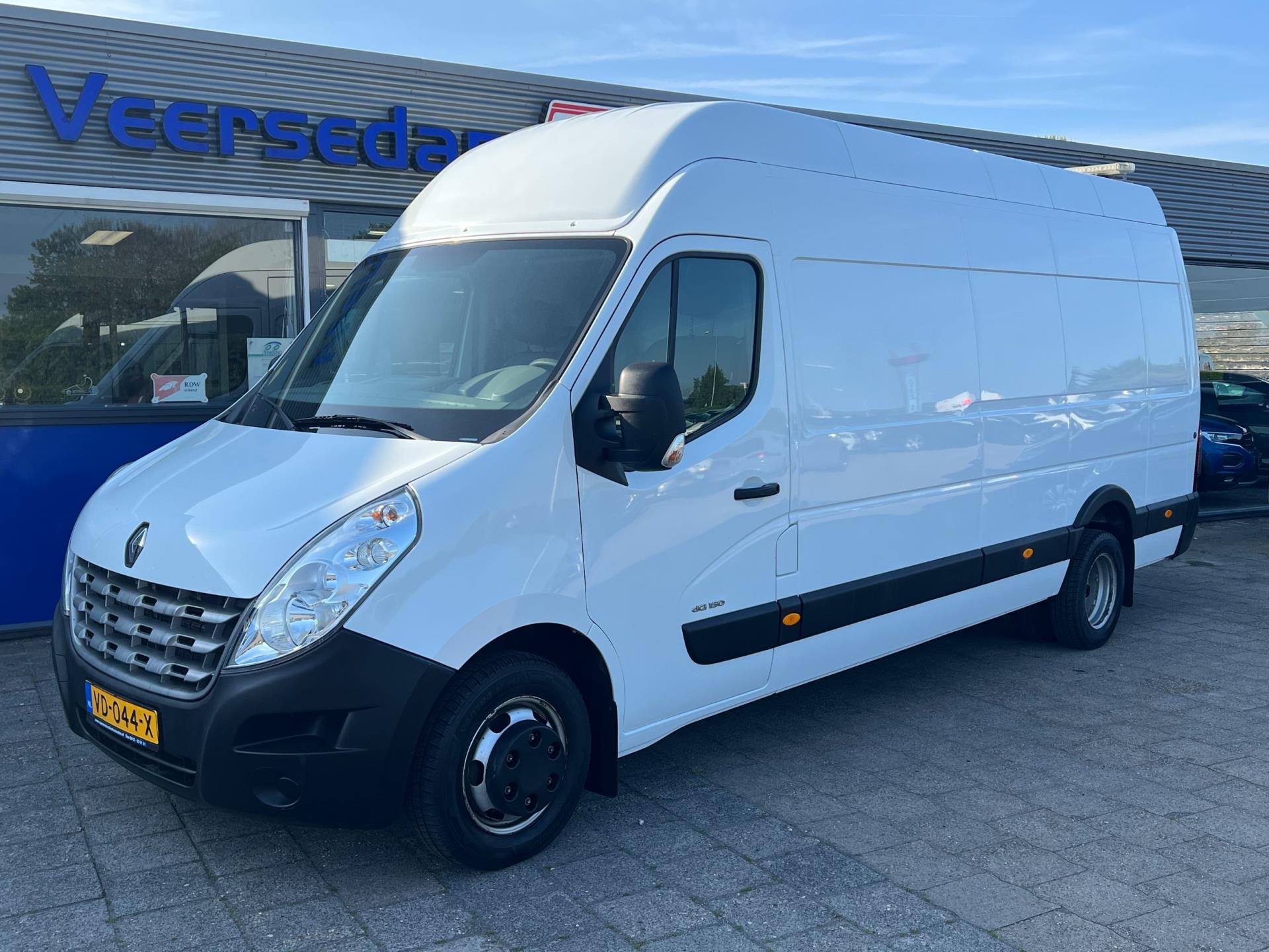 renault-master-image2.jpg