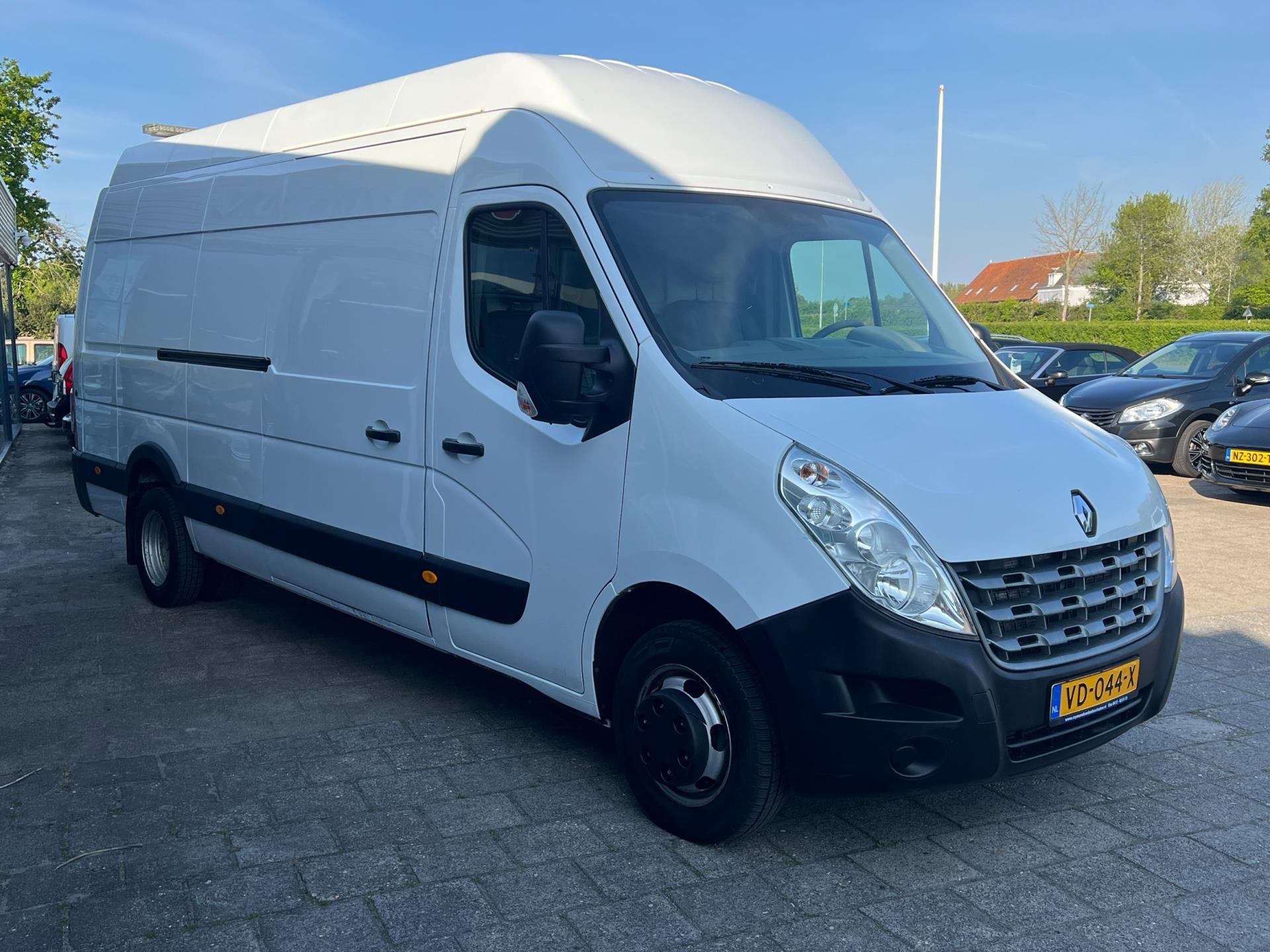 renault-master-image6.jpg