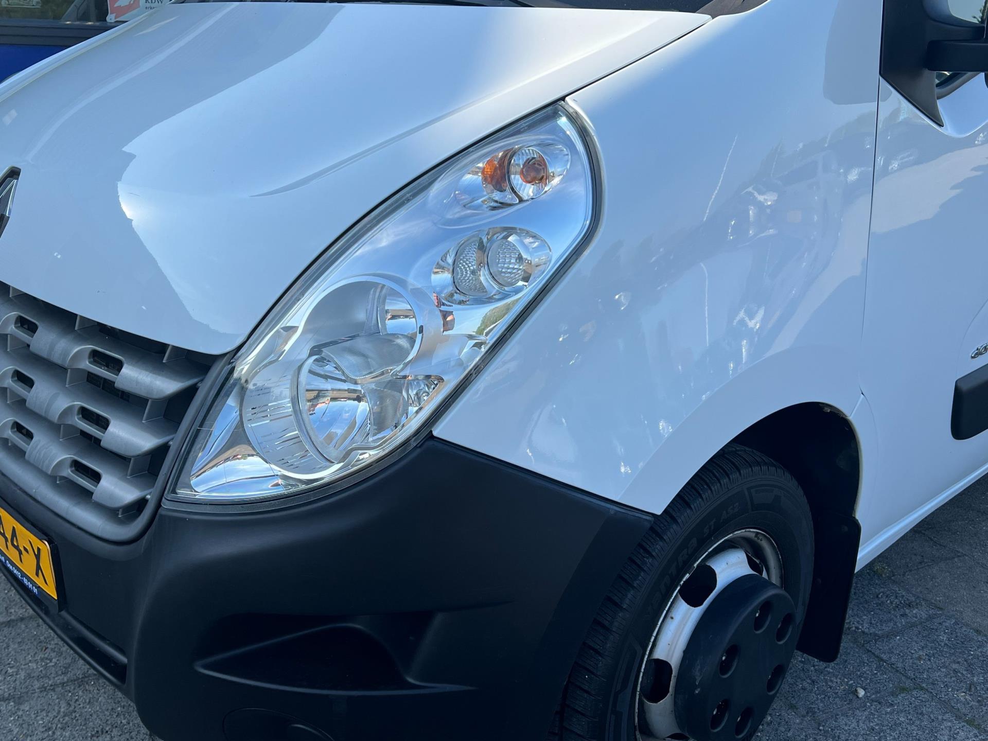 renault-master-image7.jpg