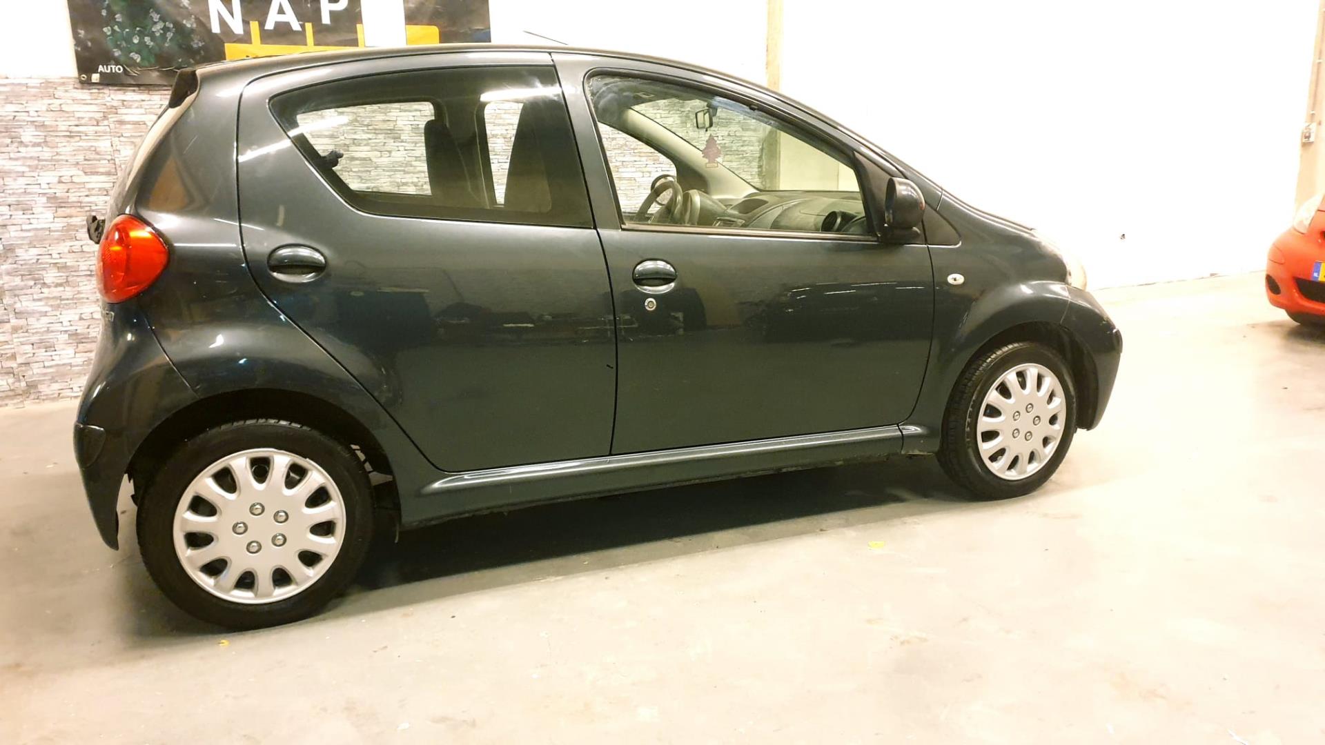toyota-aygo-image2.jpg
