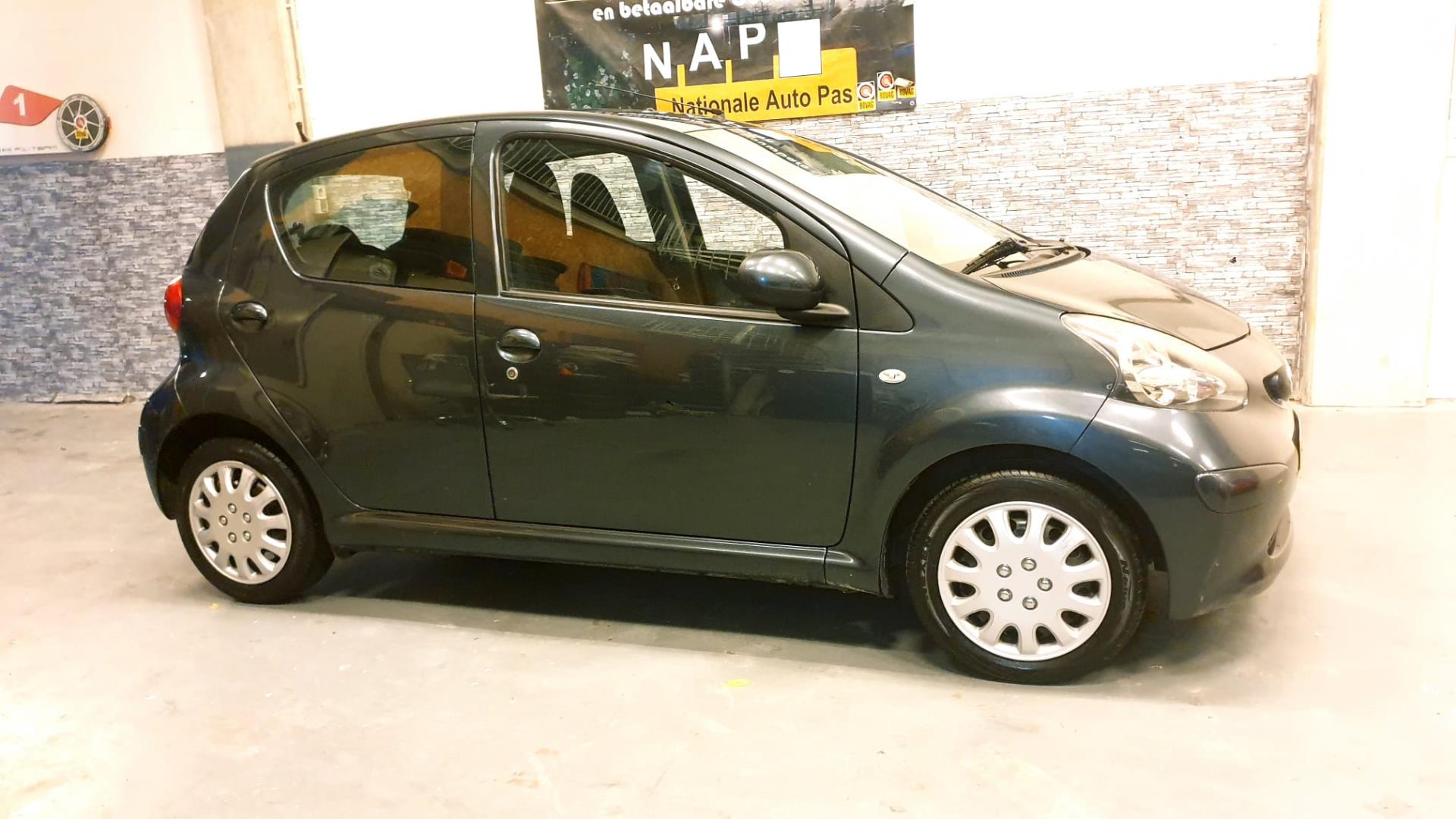 toyota-aygo-image4.jpg