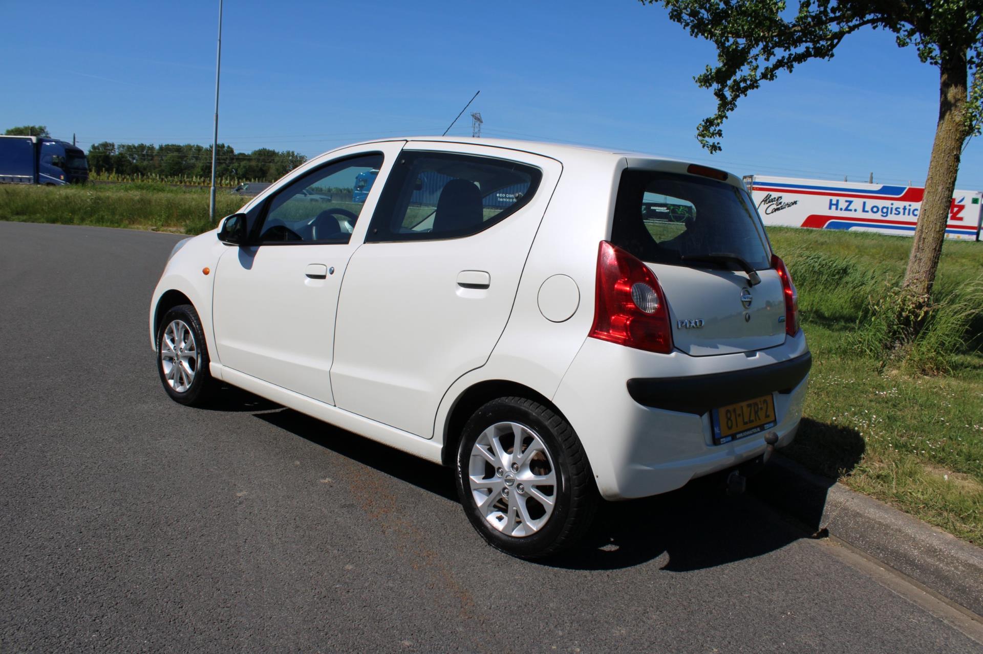 nissan-pixo-image3.jpg