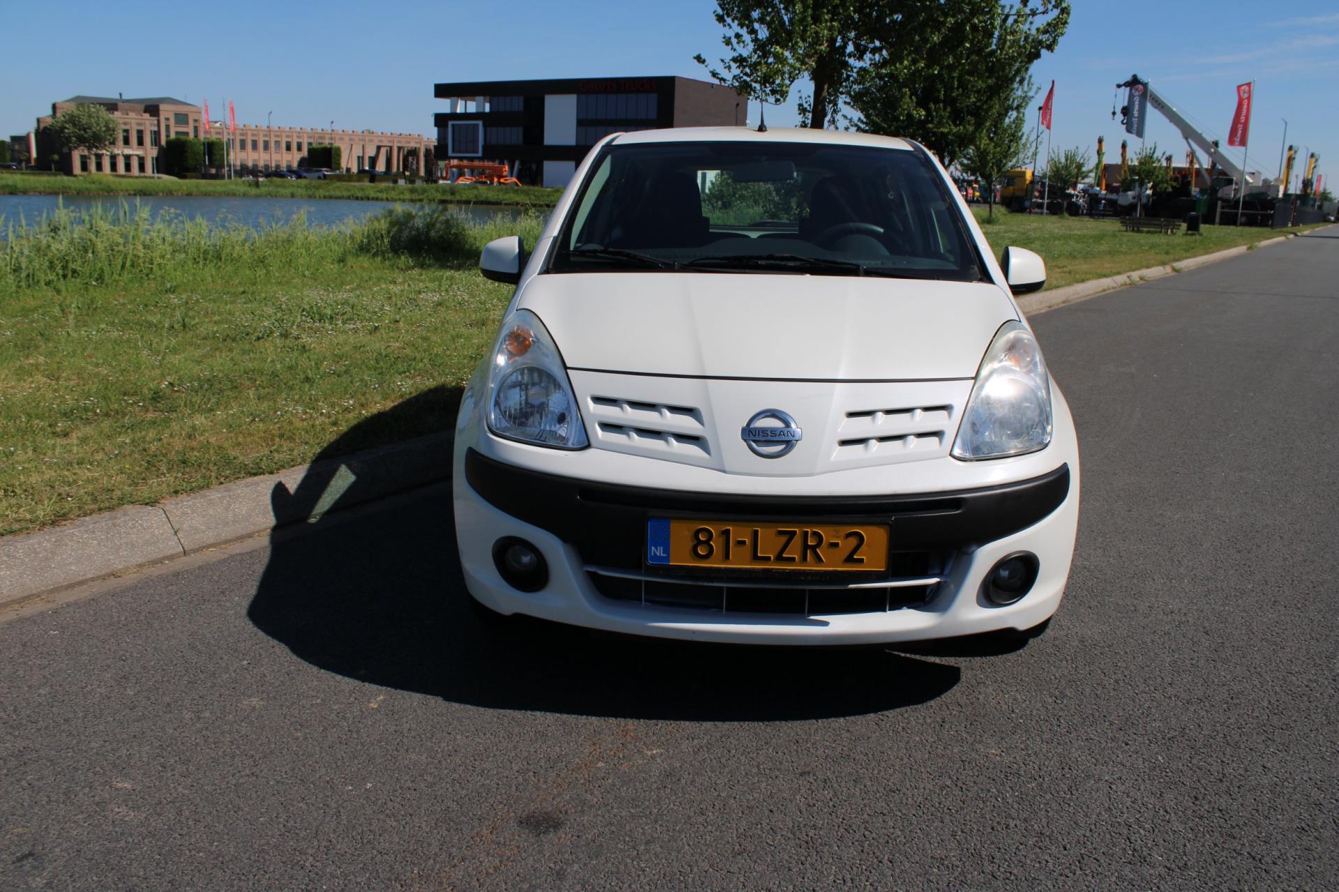 nissan-pixo-image4.jpg