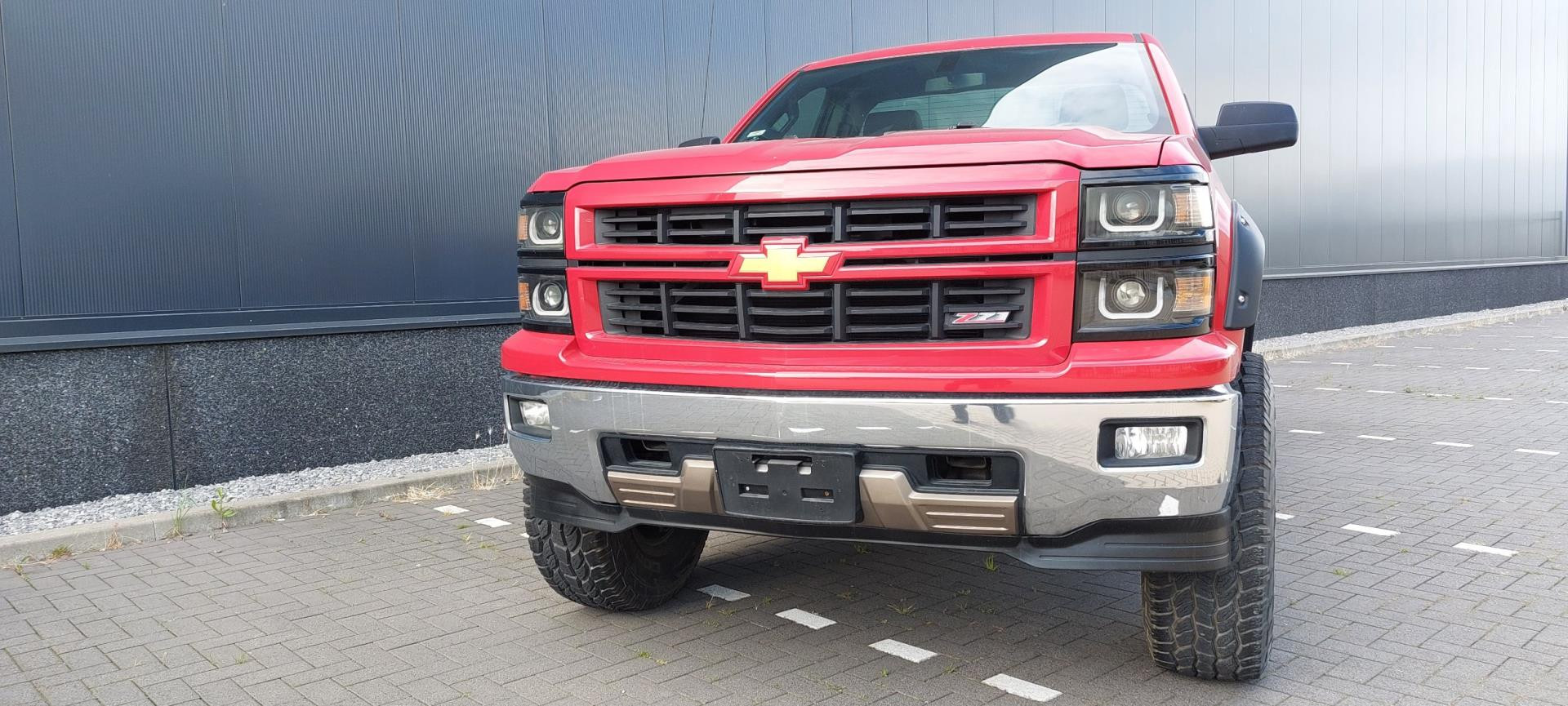 170813097/chevrolet-silverado-lt-image1.jpg