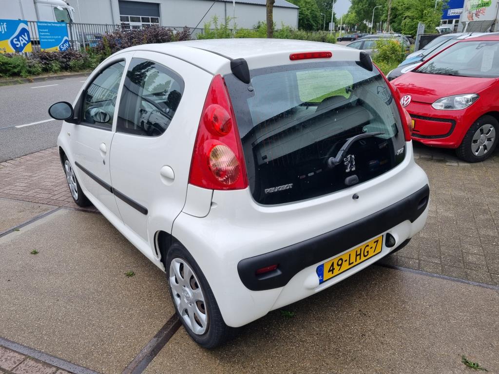 peugeot-107-image3.jpg